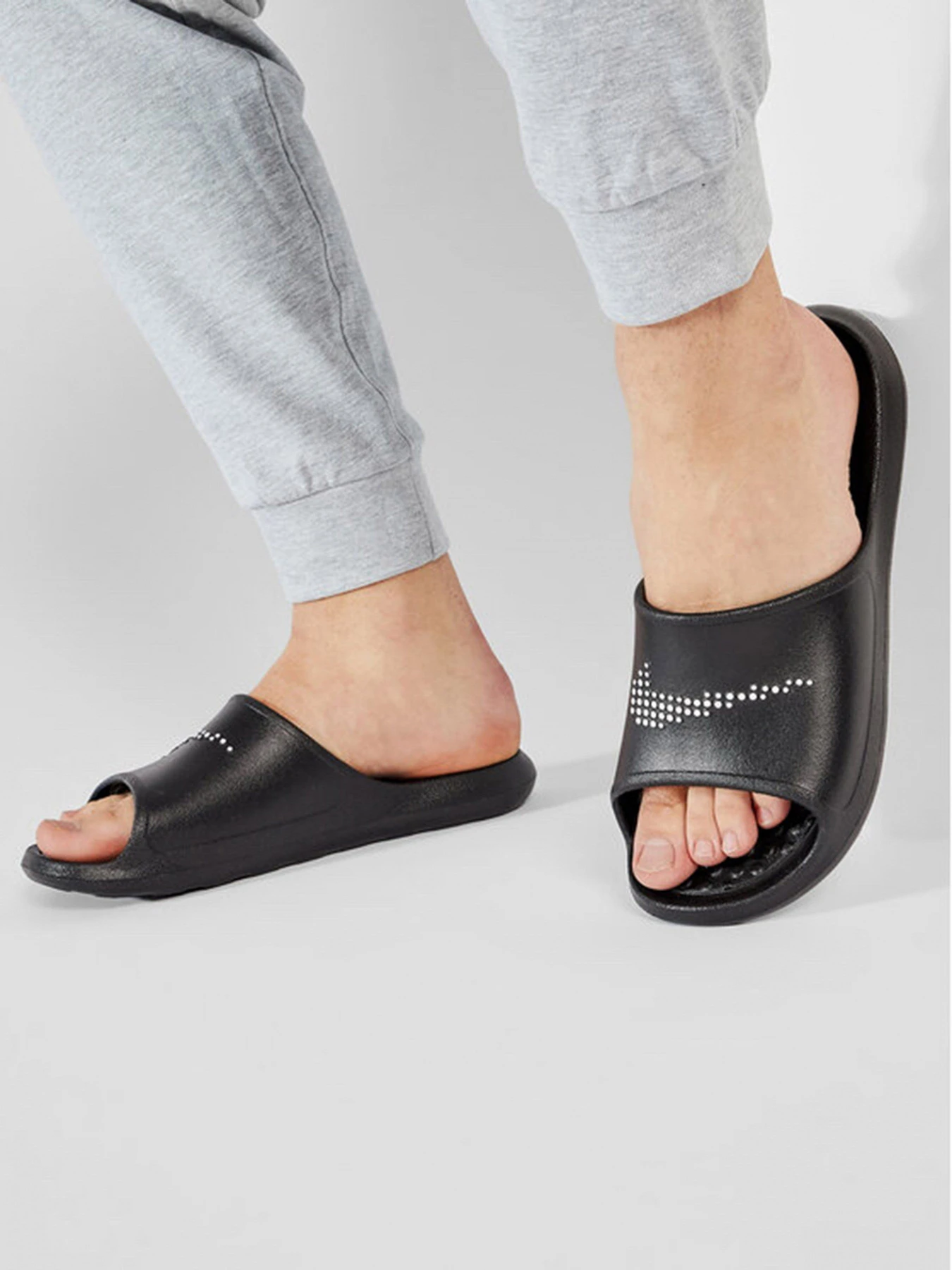 Шлёпанцы NIKE модель CZ5478-001 Шлёпанцы NIKE модель CZ5478-001 Фото