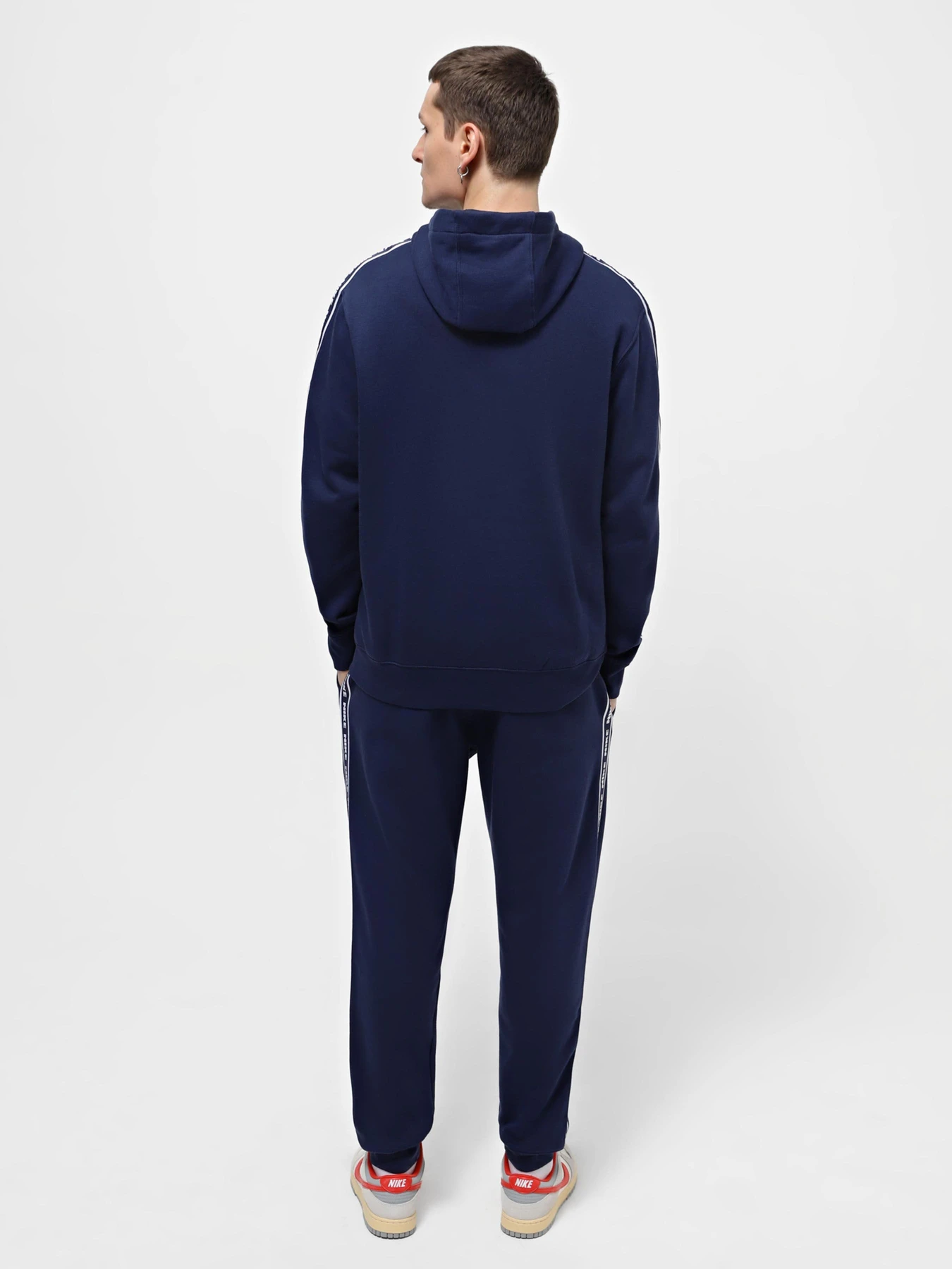 Костюмы NIKE модель FB7296-410 Костюмы NIKE модель FB7296-410 Фото