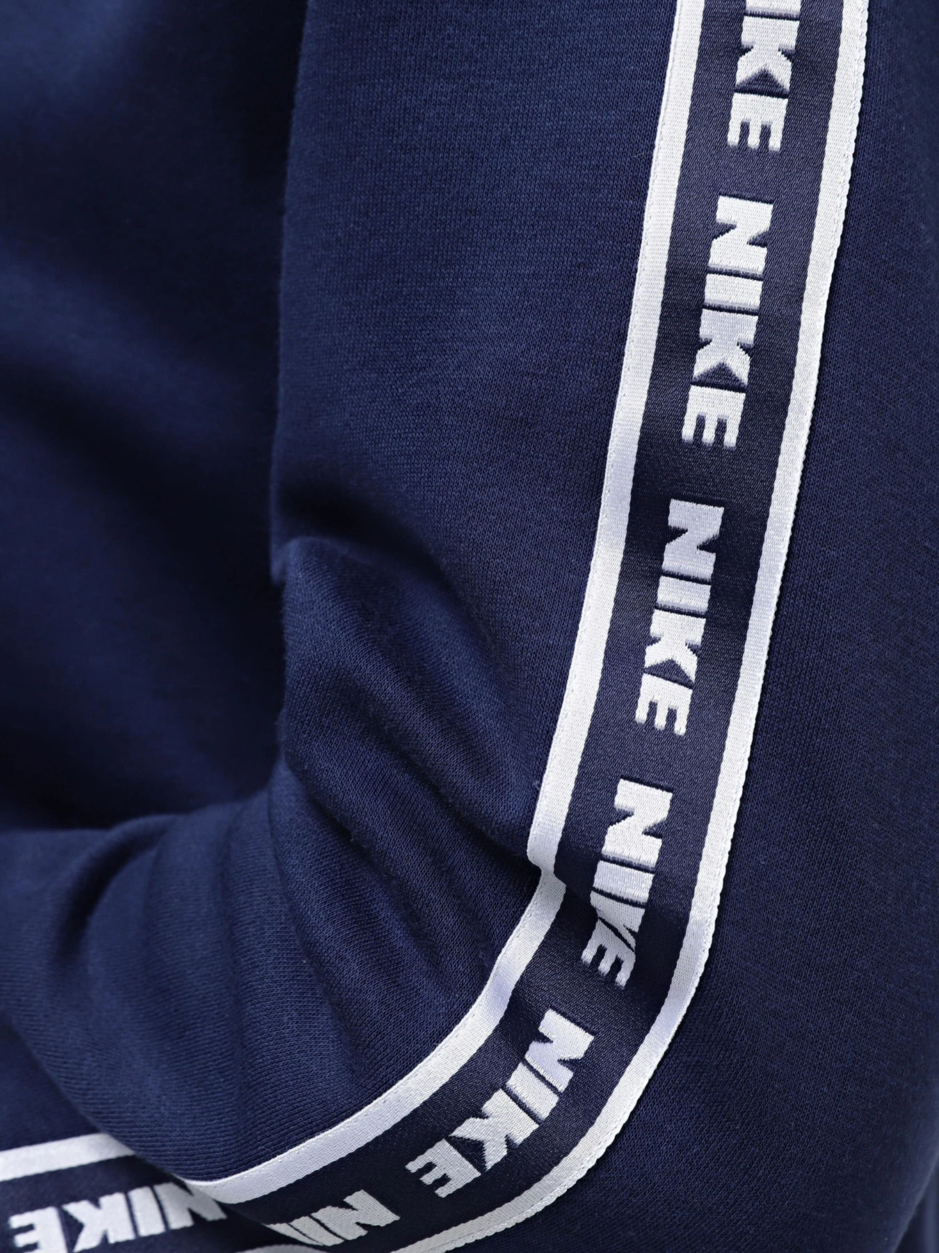 Костюмы NIKE модель FB7296-410 Костюмы NIKE модель FB7296-410 Фото