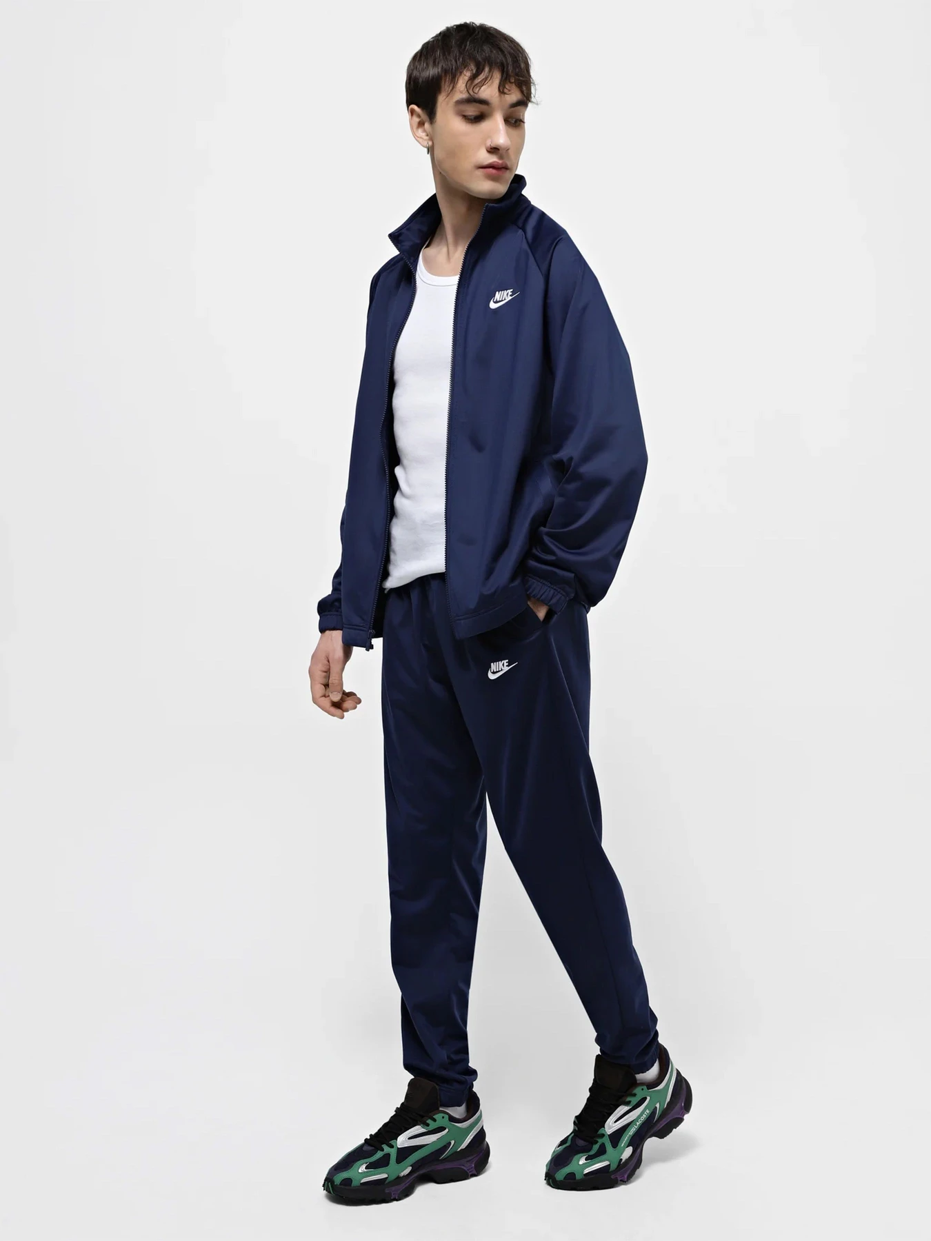 Костюмы NIKE модель FB7351-410 Костюмы NIKE модель FB7351-410 Фото