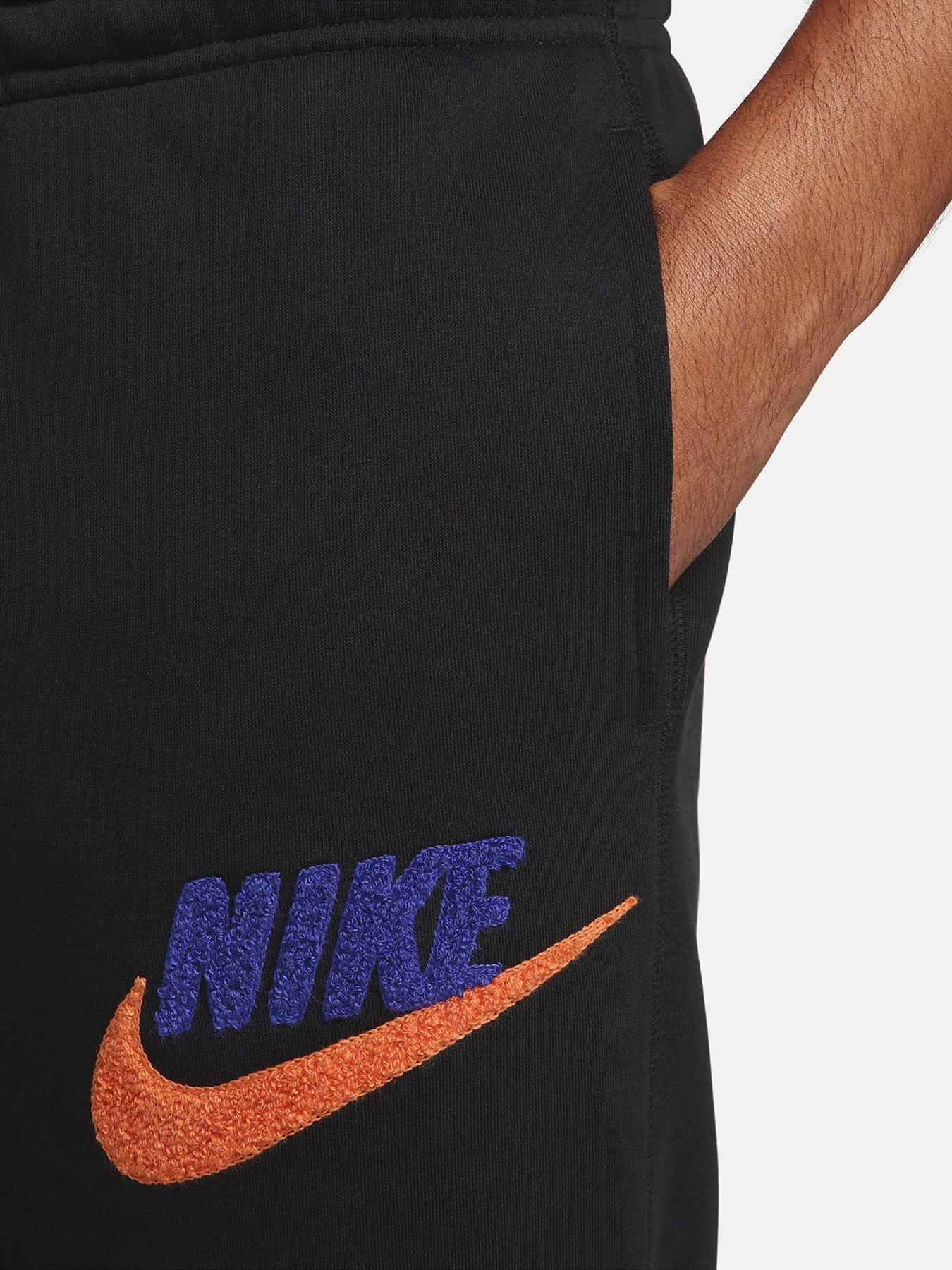 Брюки NIKE модель FN3094-010 Брюки NIKE модель FN3094-010 Фото