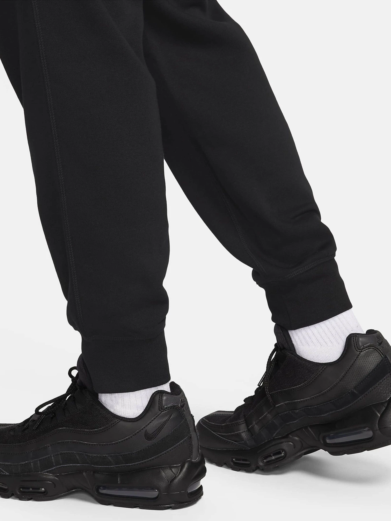Брюки NIKE модель FN3094-010 Брюки NIKE модель FN3094-010 Фото