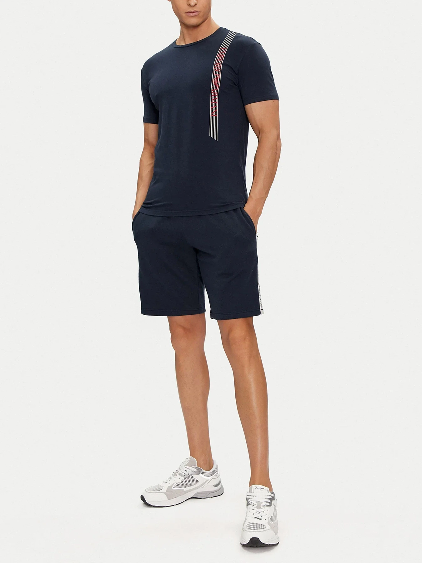 Футболки и поло Emporio Armani модель 111971-4R525-00135 Футболки и поло Emporio Armani модель 111971-4R525-00135 Фото