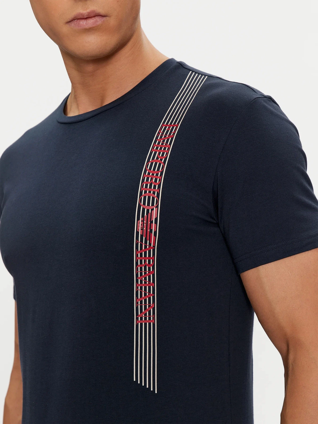 Футболки и поло Emporio Armani модель 111971-4R525-00135 Футболки и поло Emporio Armani модель 111971-4R525-00135 Фото