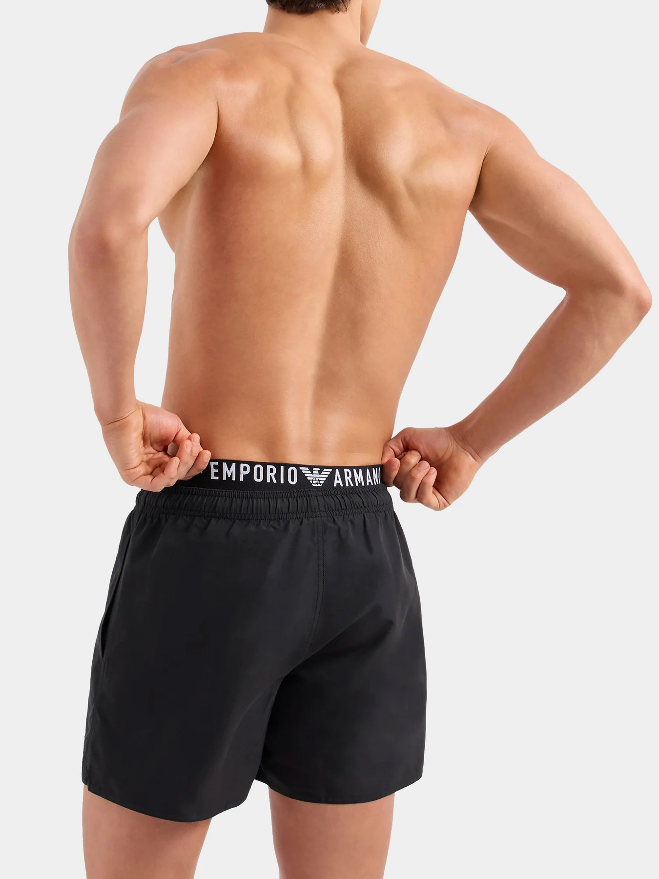 Одежда для пляжа Emporio Armani модель 211740-4R432-00020 Одежда для пляжа Emporio Armani модель 211740-4R432-00020 Фото