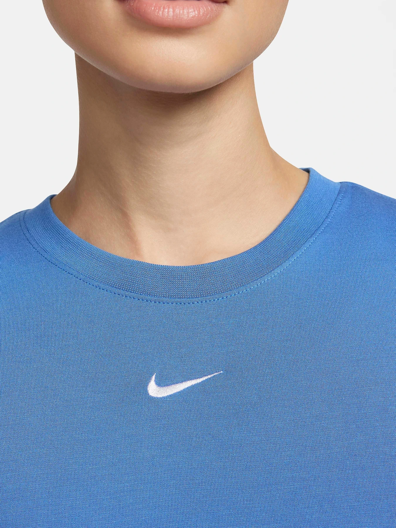 Футболки и поло NIKE модель FB2873-402 Футболки и поло NIKE модель FB2873-402 Фото