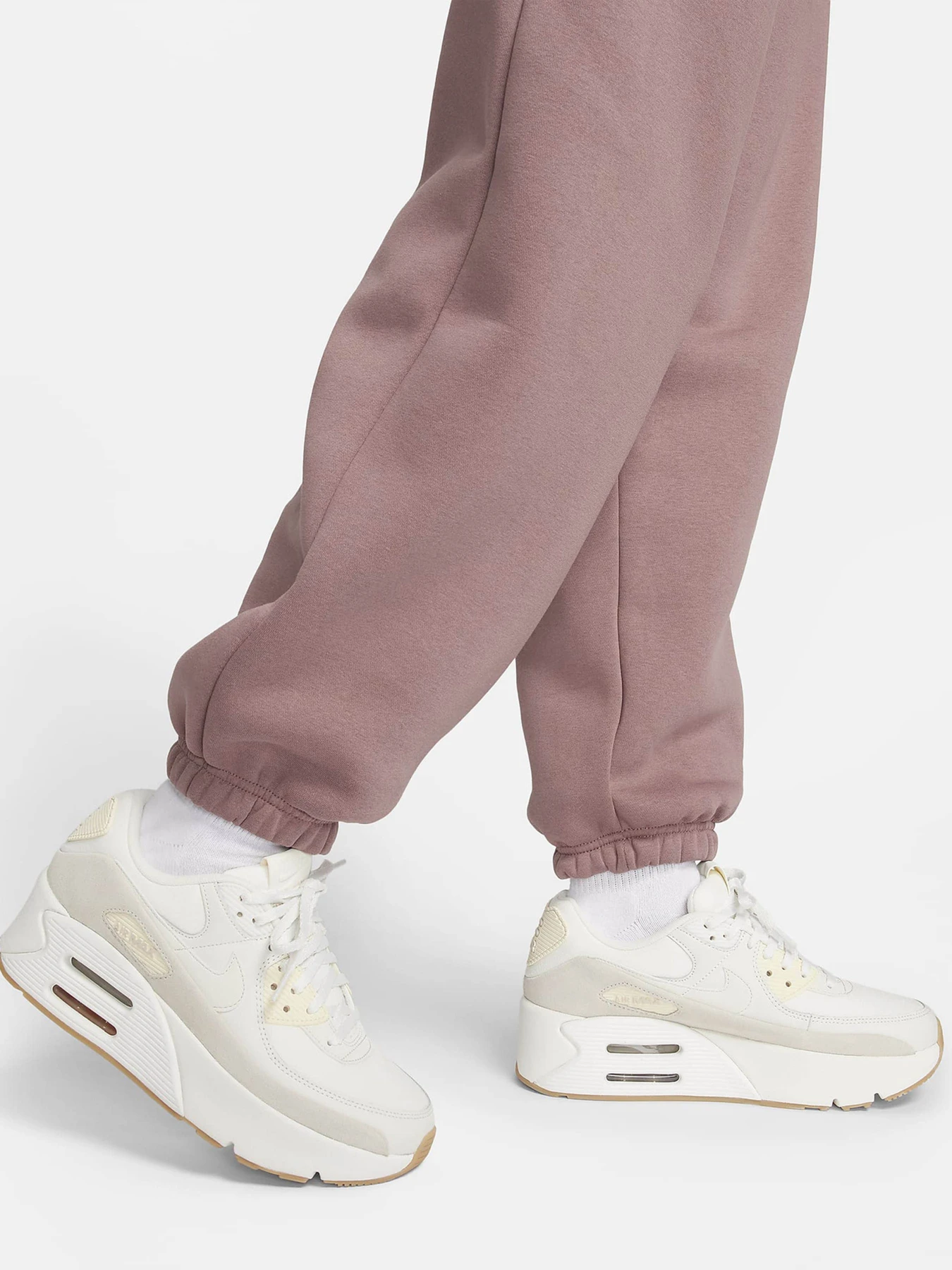 Брюки NIKE модель DQ5887-208 Брюки NIKE модель DQ5887-208 Фото