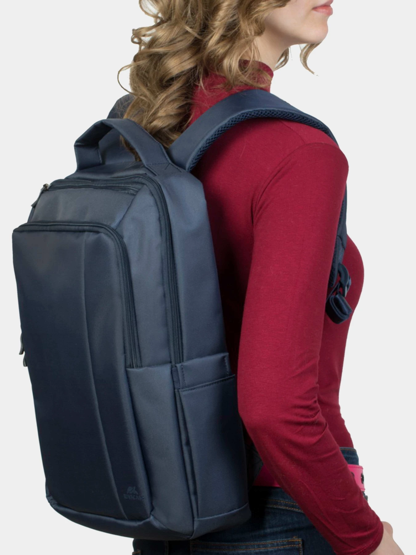 Рюкзаки THULE Central модель 8262blue Рюкзаки THULE Central модель 8262blue Фото