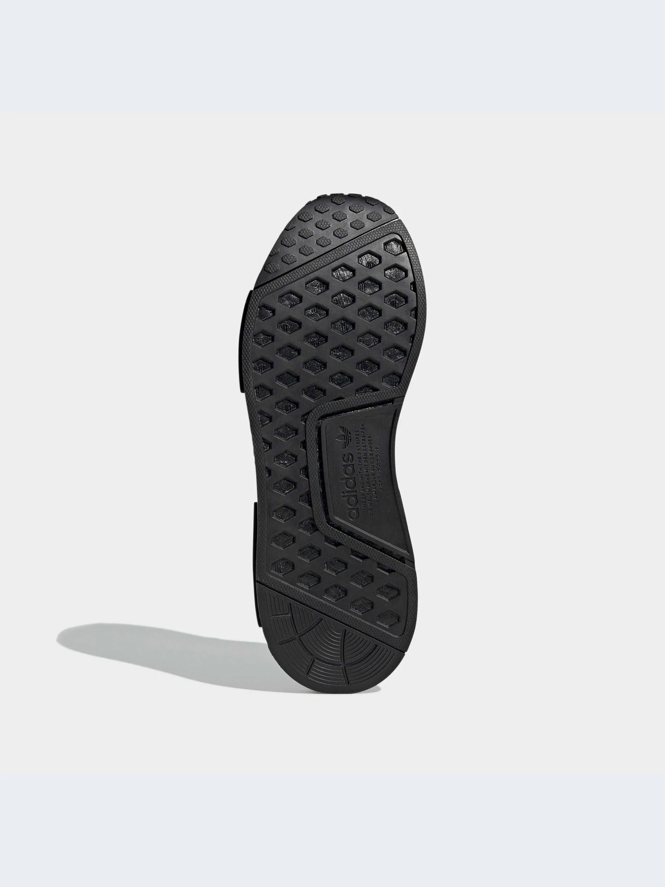 Кроссовки Adidas NMD модель GZ9256-KZ Кроссовки Adidas NMD модель GZ9256-KZ Фото