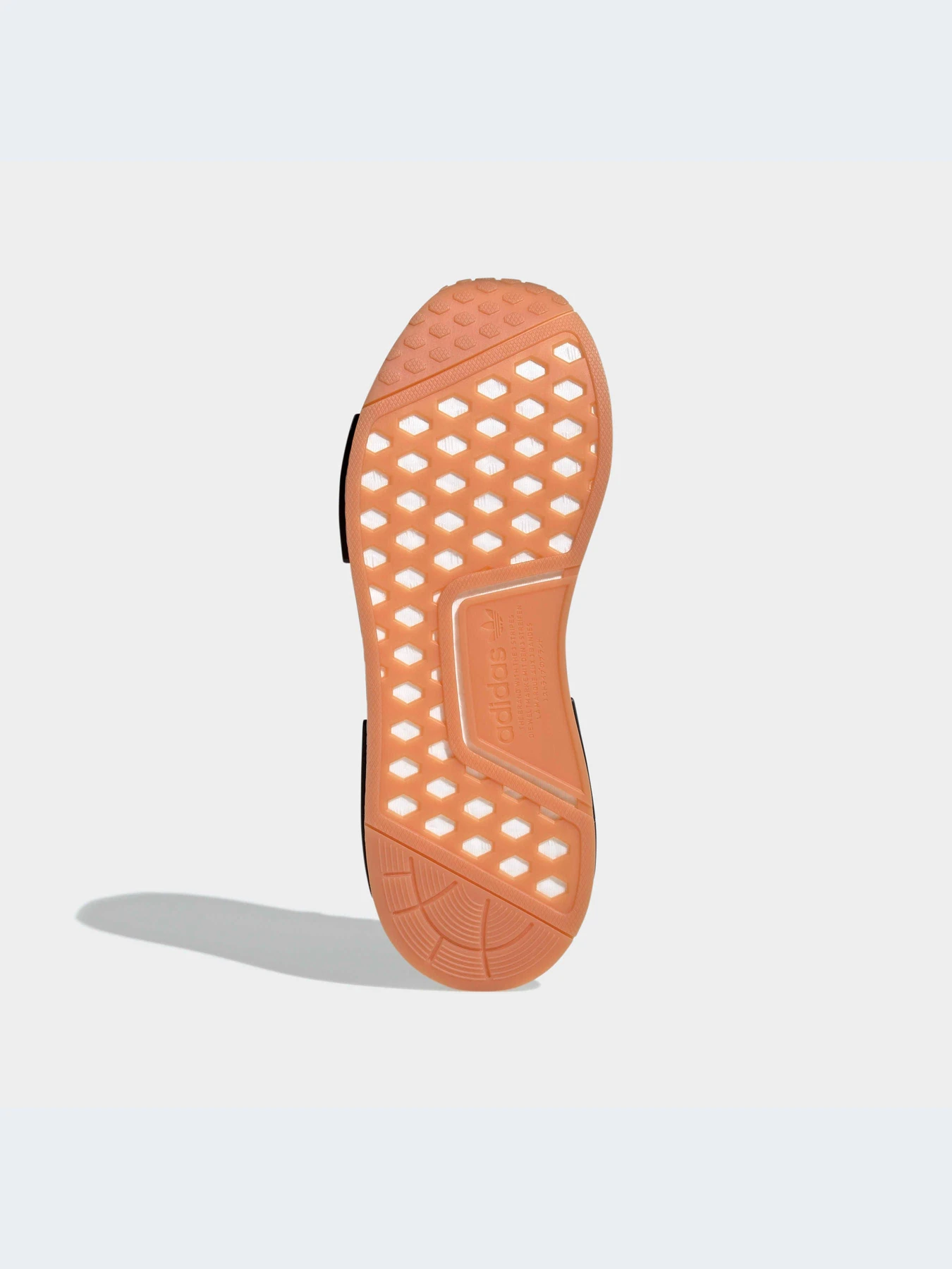 Кроссовки Adidas NMD модель GZ9257-KZ Кроссовки Adidas NMD модель GZ9257-KZ Фото