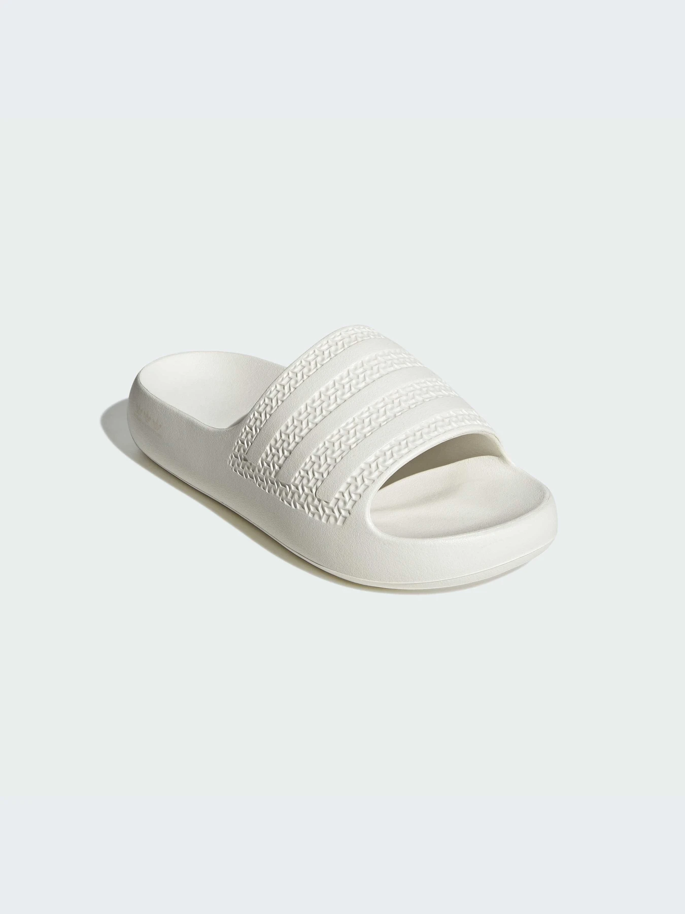 Шлёпанцы Adidas Adilette модель GV9536-KZ Шлёпанцы Adidas Adilette модель GV9536-KZ Фото