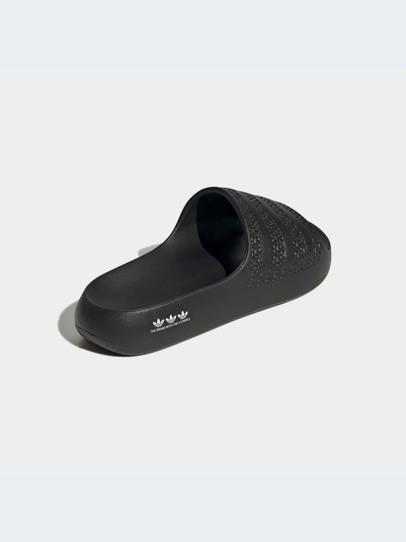 Шлёпанцы Adidas Adilette модель GX1979-KZ Шлёпанцы Adidas Adilette модель GX1979-KZ Фото