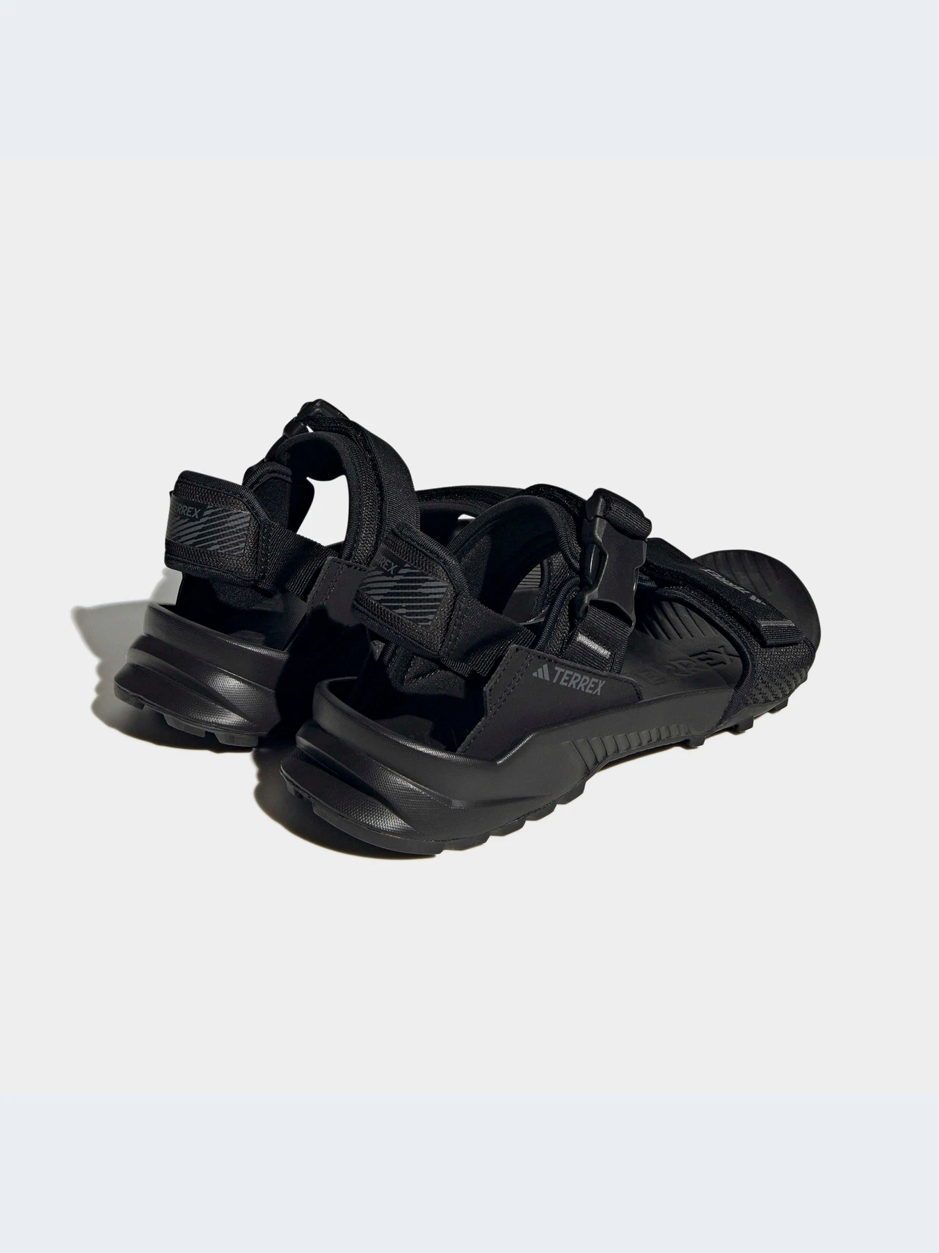 Сандалии Adidas модель ID4269-KZ Сандалии Adidas модель ID4269-KZ Фото