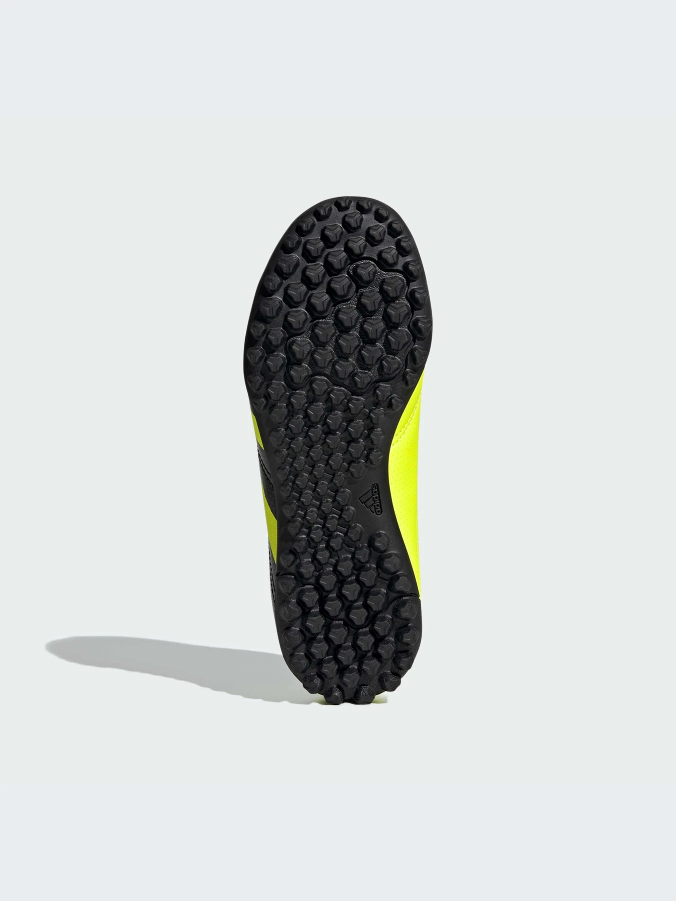Кроссовки Adidas Predator модель IG5436-KZ Кроссовки Adidas Predator модель IG5436-KZ Фото