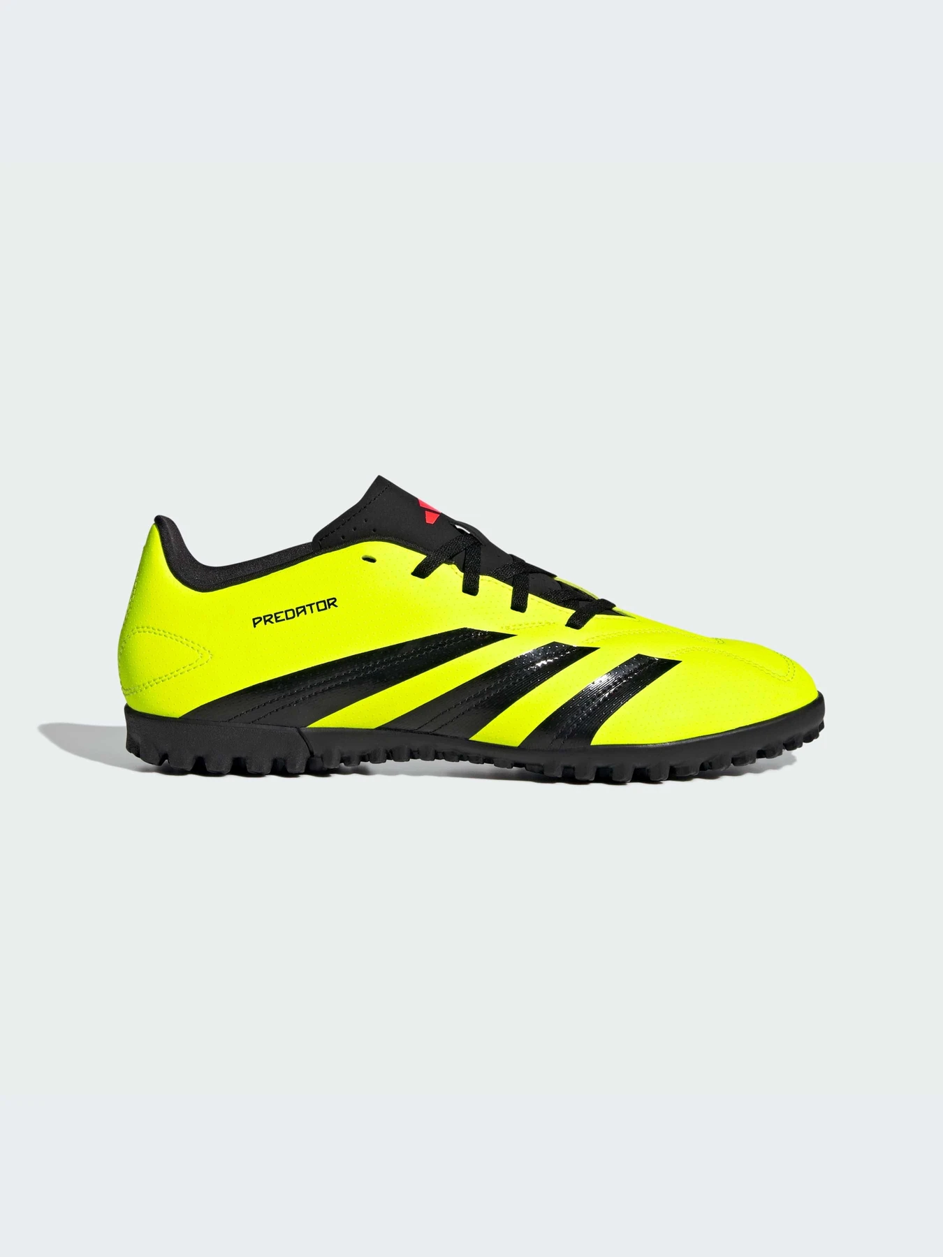 Кроссовки Adidas Predator модель IG7712-KZ Кроссовки Adidas Predator модель IG7712-KZ Фото