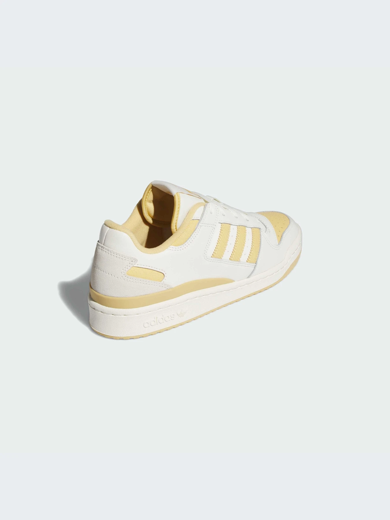 Кроссовки Adidas Forum модель IG3780-KZ Кроссовки Adidas Forum модель IG3780-KZ Фото