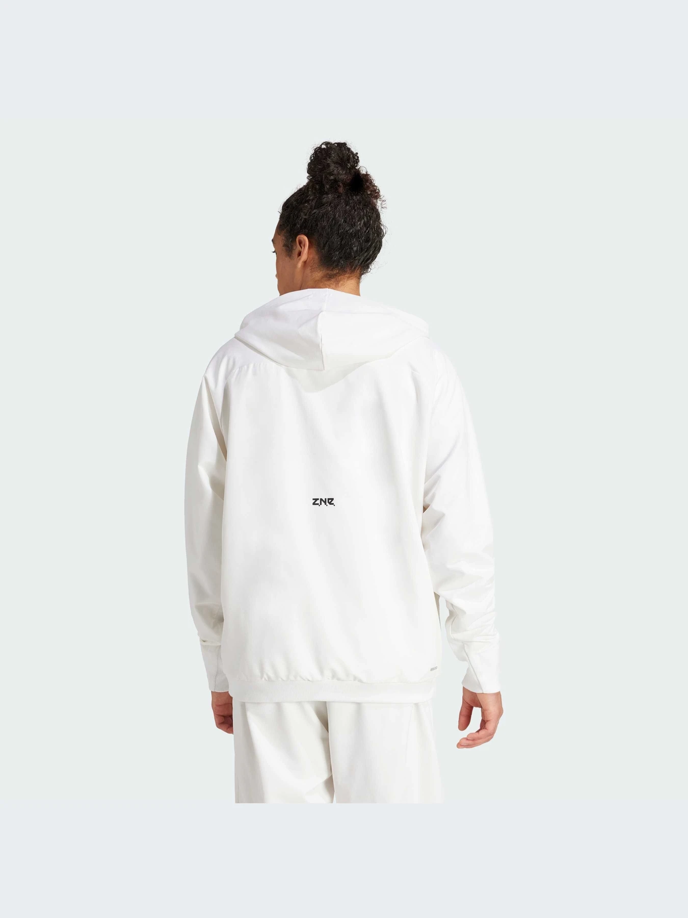 Куртки и дубленки Adidas ZNE модель IN1843-KZ Куртки и дубленки Adidas ZNE модель IN1843-KZ Фото