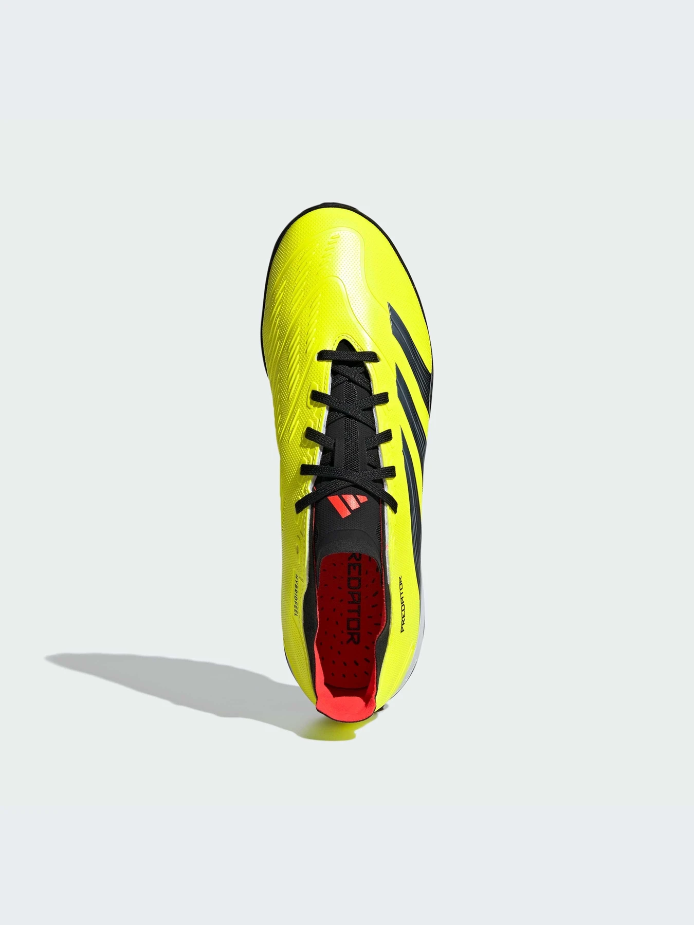 Кроссовки Adidas Predator модель IE2612-KZ Кроссовки Adidas Predator модель IE2612-KZ Фото