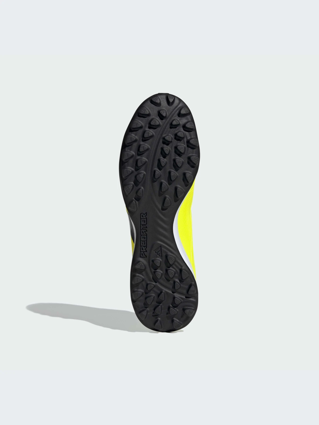 Кроссовки Adidas Predator модель IE2612-KZ Кроссовки Adidas Predator модель IE2612-KZ Фото