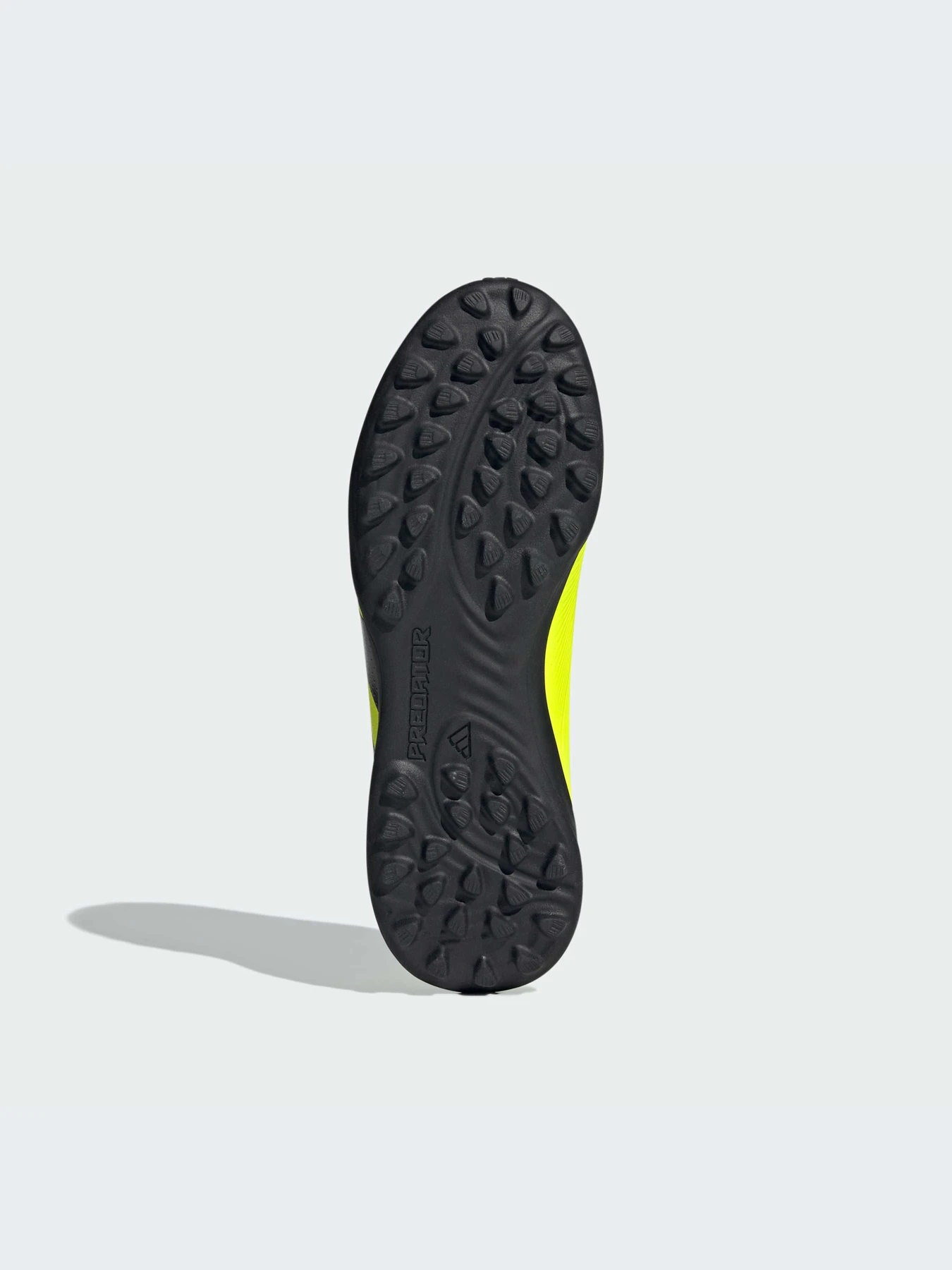 Кроссовки Adidas Predator модель IG5444-KZ Кроссовки Adidas Predator модель IG5444-KZ Фото