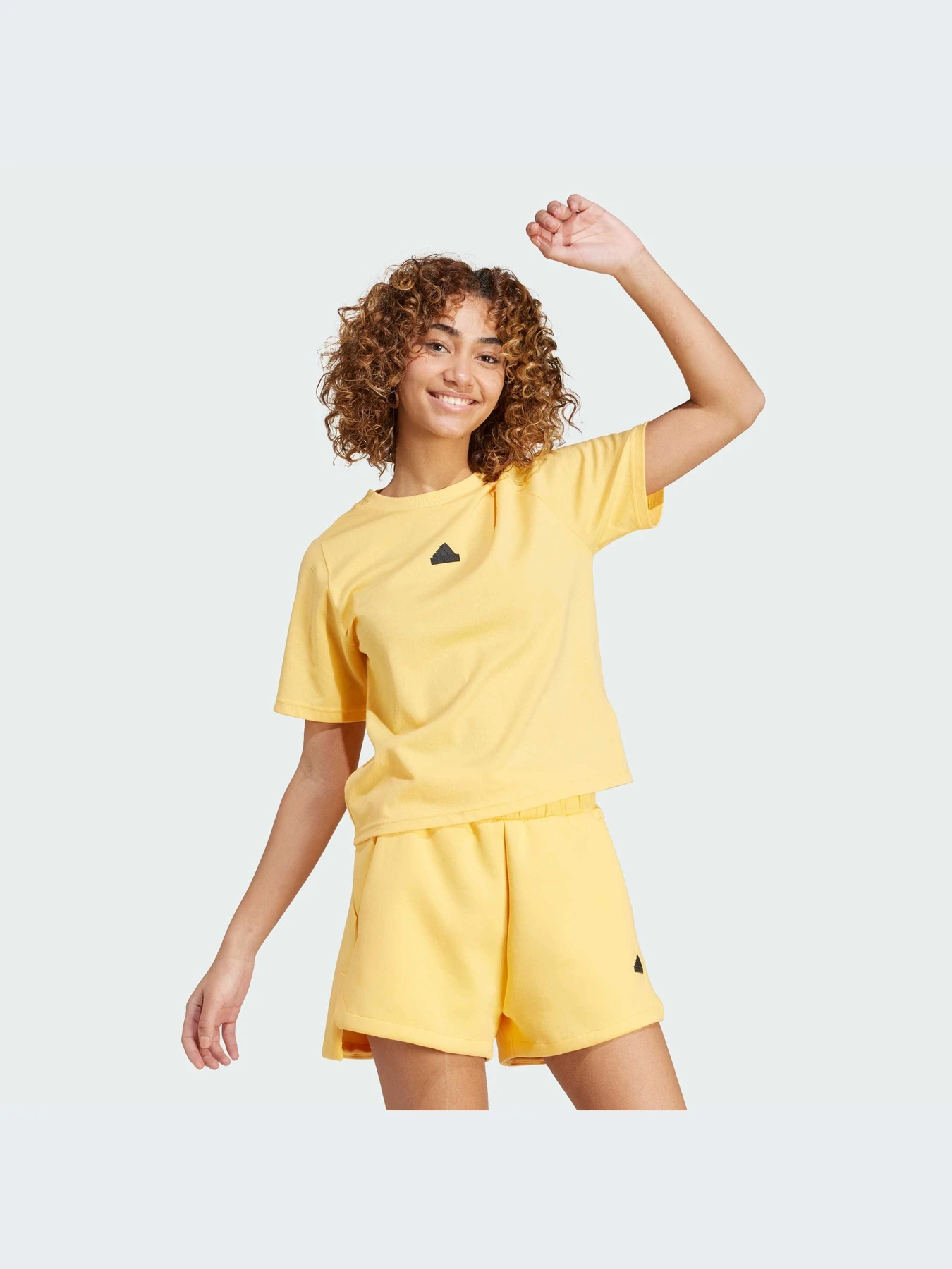 Футболки и поло Adidas ZNE модель IS3932-KZ Футболки и поло Adidas ZNE модель IS3932-KZ Фото