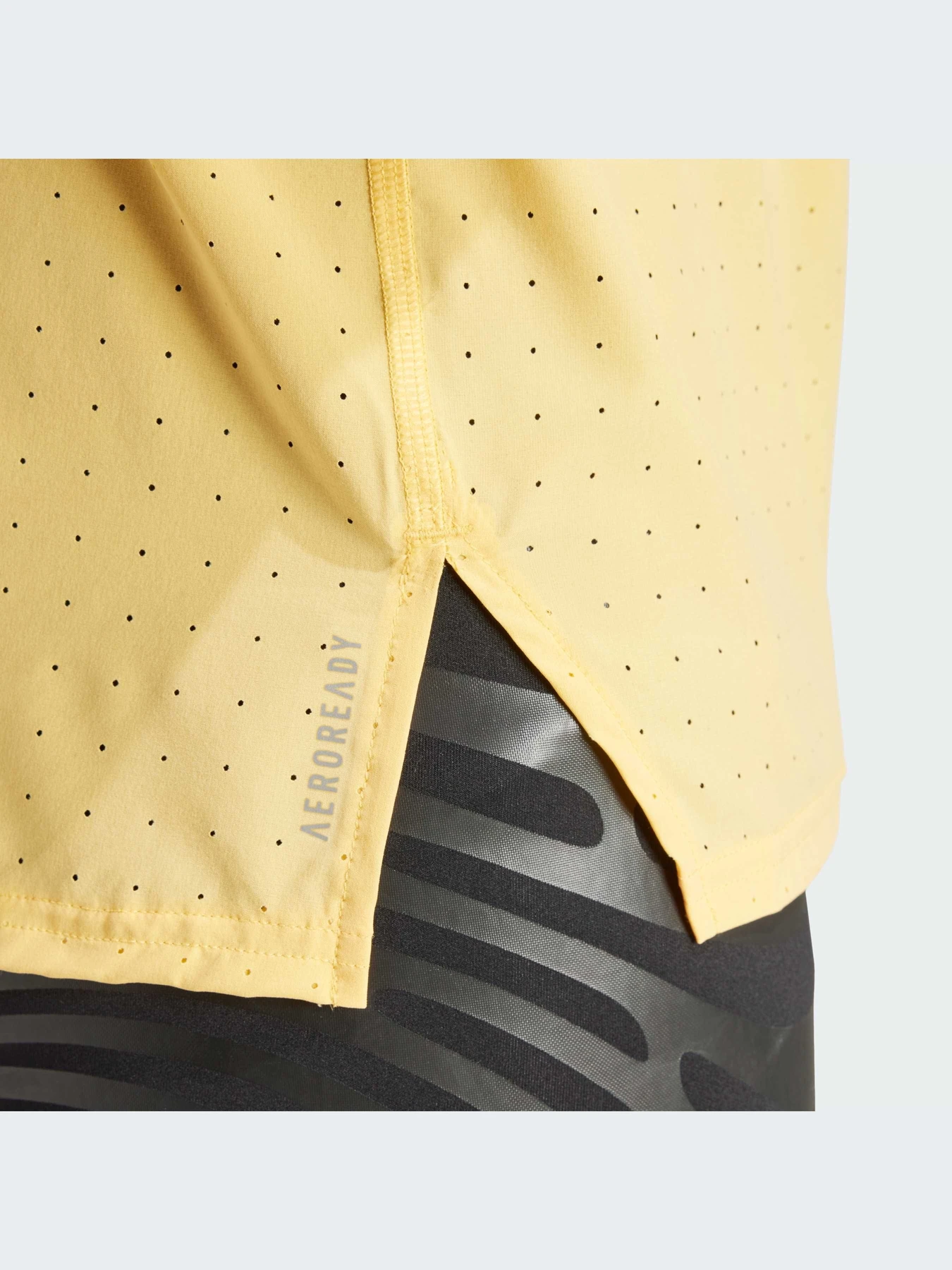 Футболки и поло Adidas adizero модель IW6107-KZ Футболки и поло Adidas adizero модель IW6107-KZ Фото