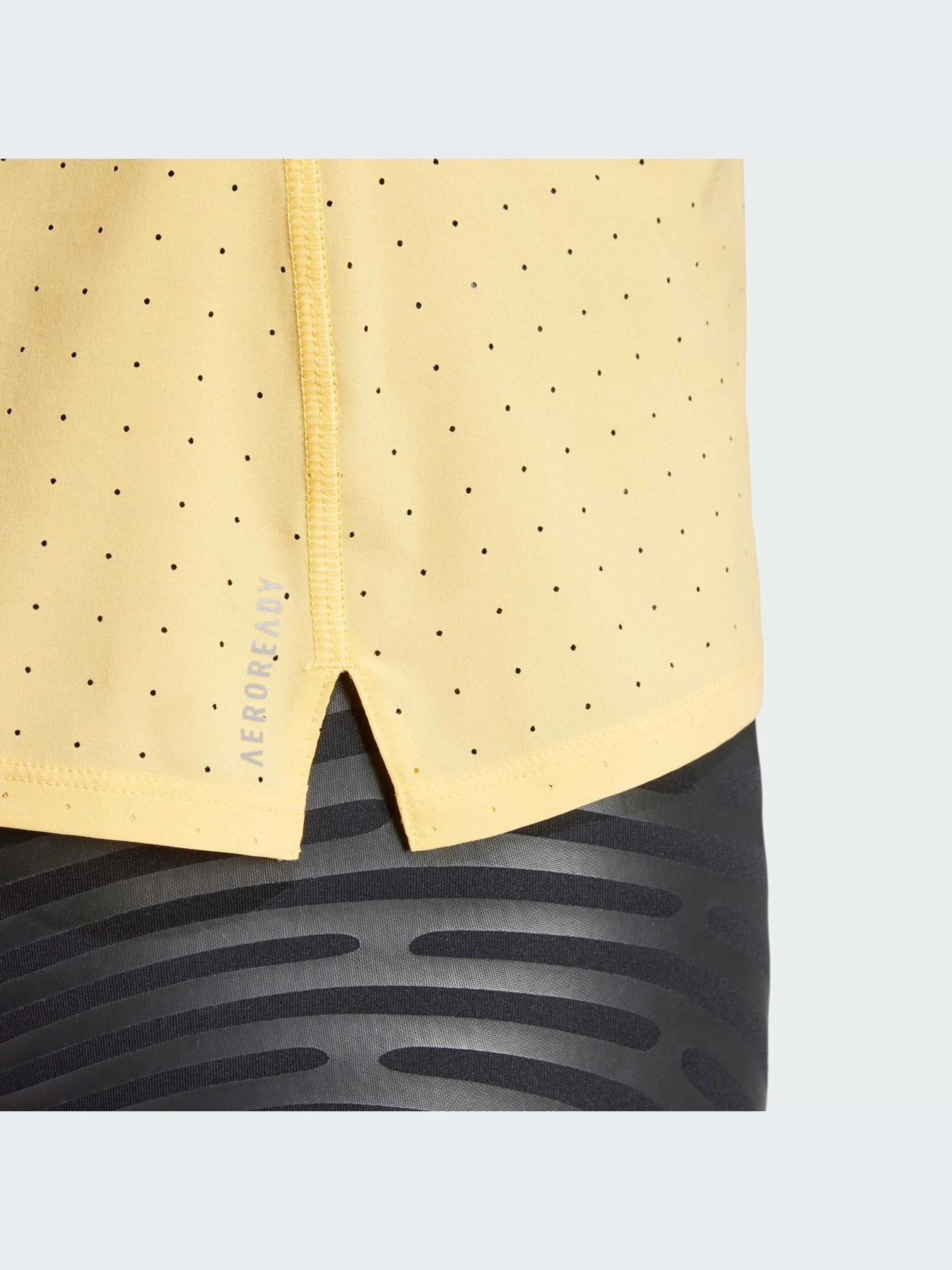 Футболки и поло Adidas adizero модель IN1117-KZ Футболки и поло Adidas adizero модель IN1117-KZ Фото