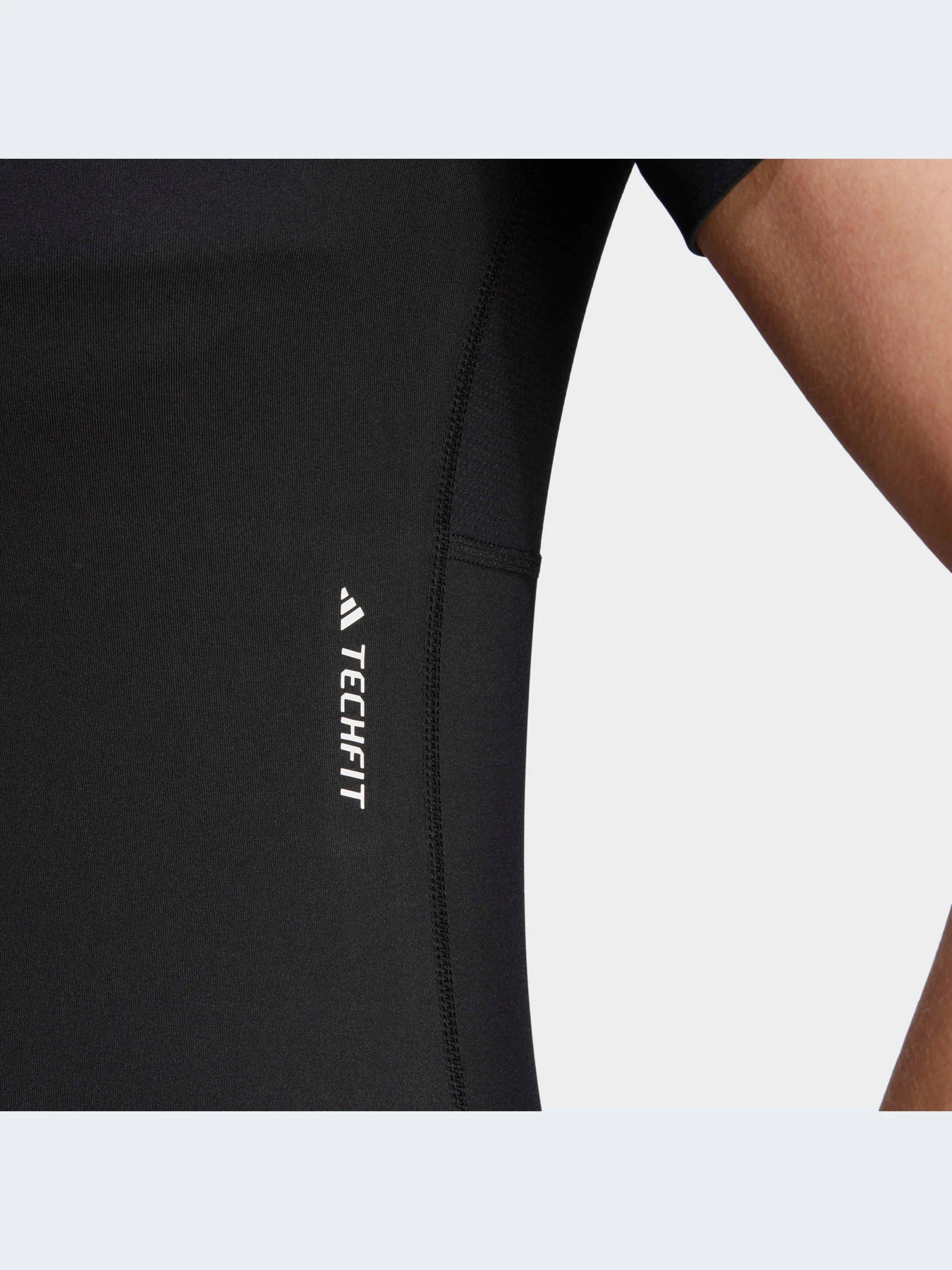 Футболки и поло Adidas Clima модель HN9075-KZ Футболки и поло Adidas Clima модель HN9075-KZ Фото