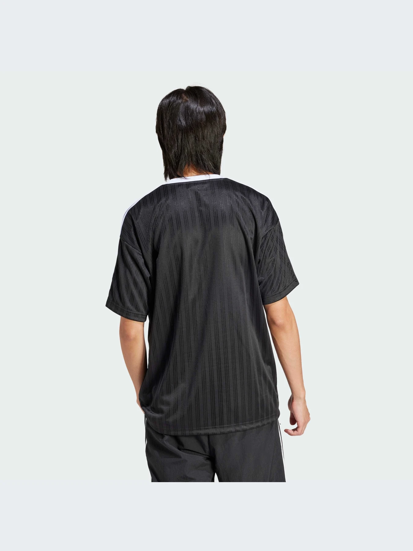 Футболки и поло Adidas Adicolor модель IU2341-KZ Футболки и поло Adidas Adicolor модель IU2341-KZ Фото