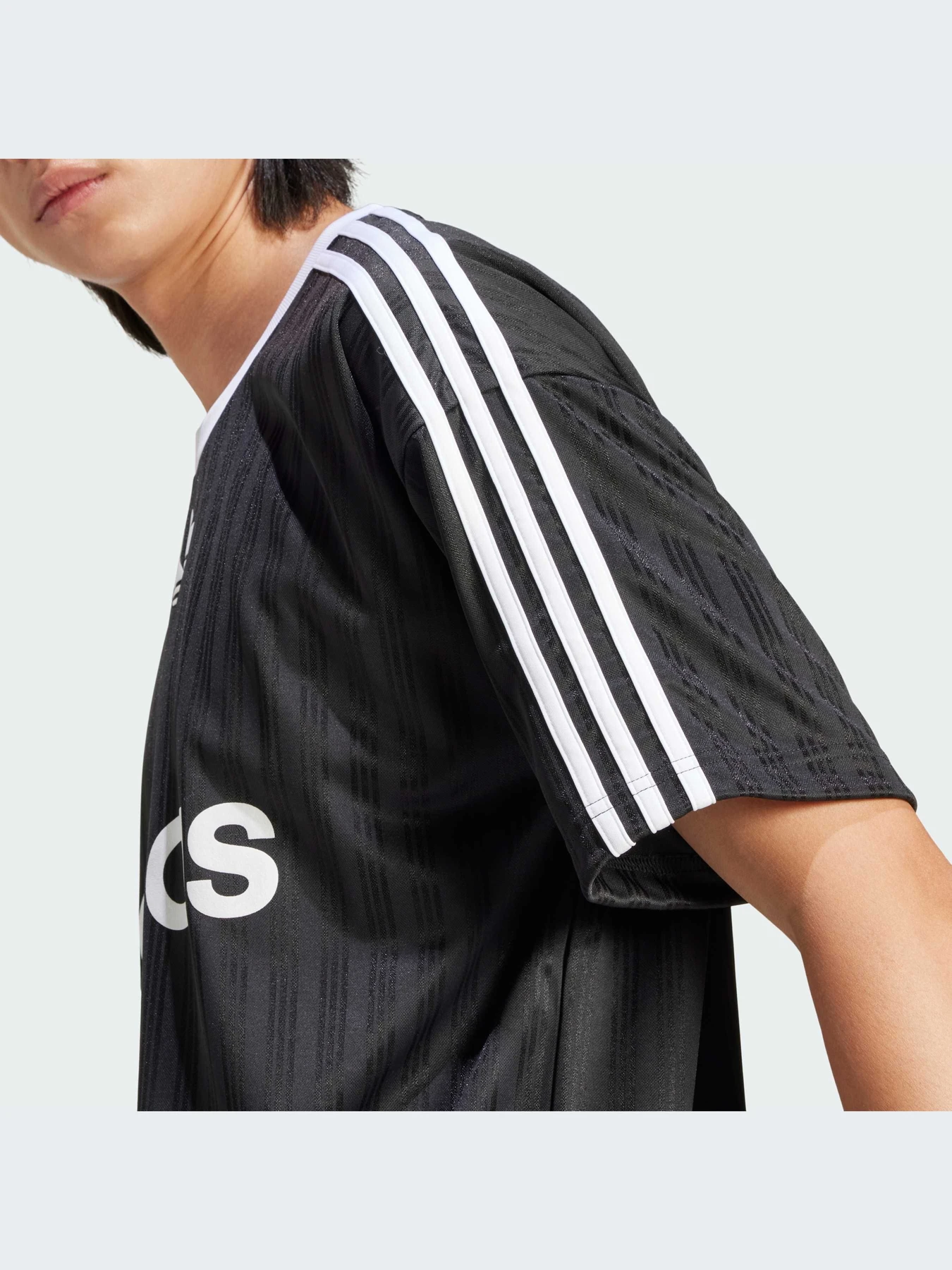 Футболки и поло Adidas Adicolor модель IU2341-KZ Футболки и поло Adidas Adicolor модель IU2341-KZ Фото