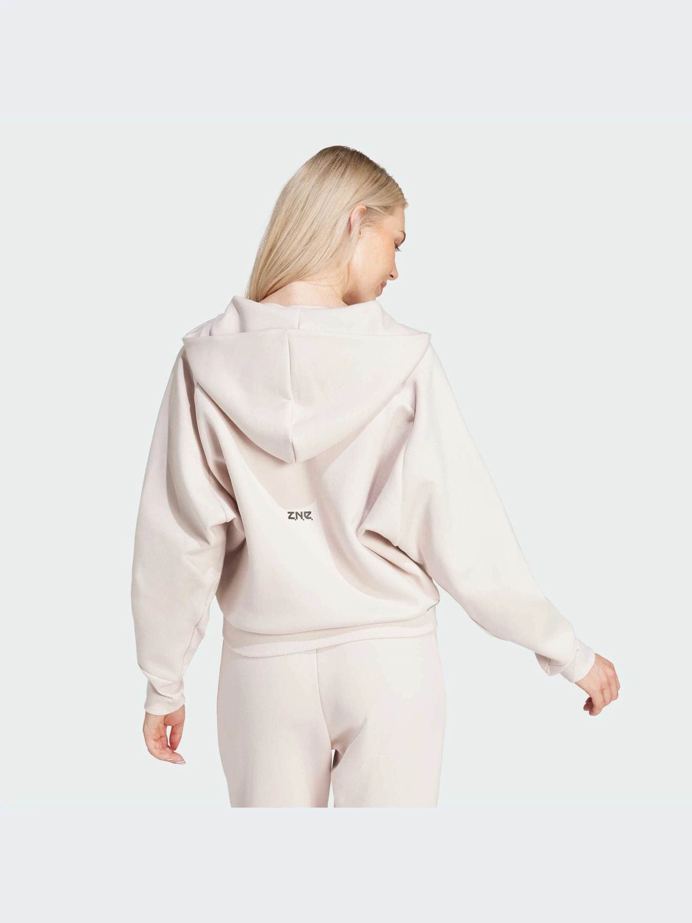 Худи и свитшоты Adidas ZNE модель IS3939-KZ Худи и свитшоты Adidas ZNE модель IS3939-KZ Фото