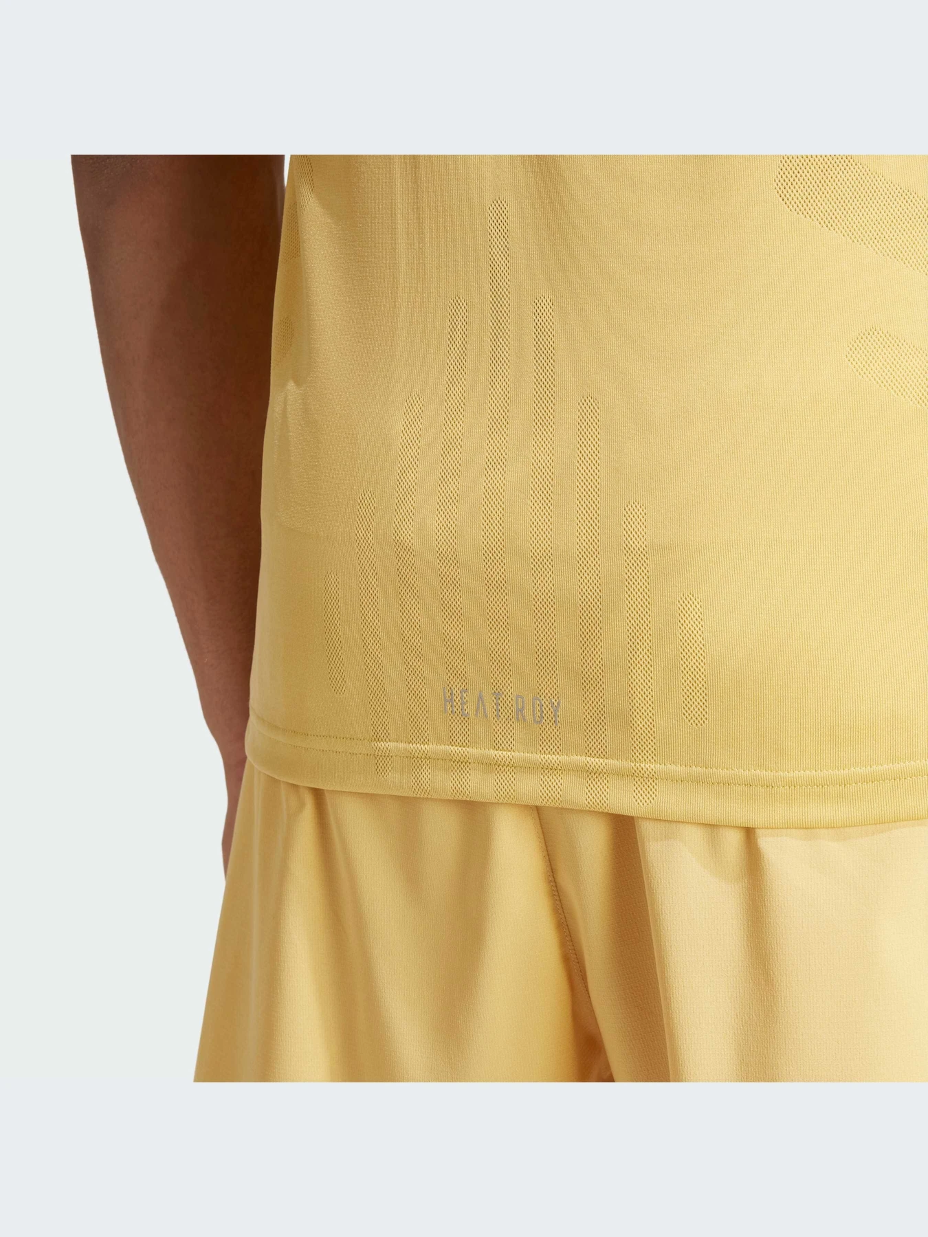 Футболки и поло Adidas модель IS3731-KZ Футболки и поло Adidas модель IS3731-KZ Фото