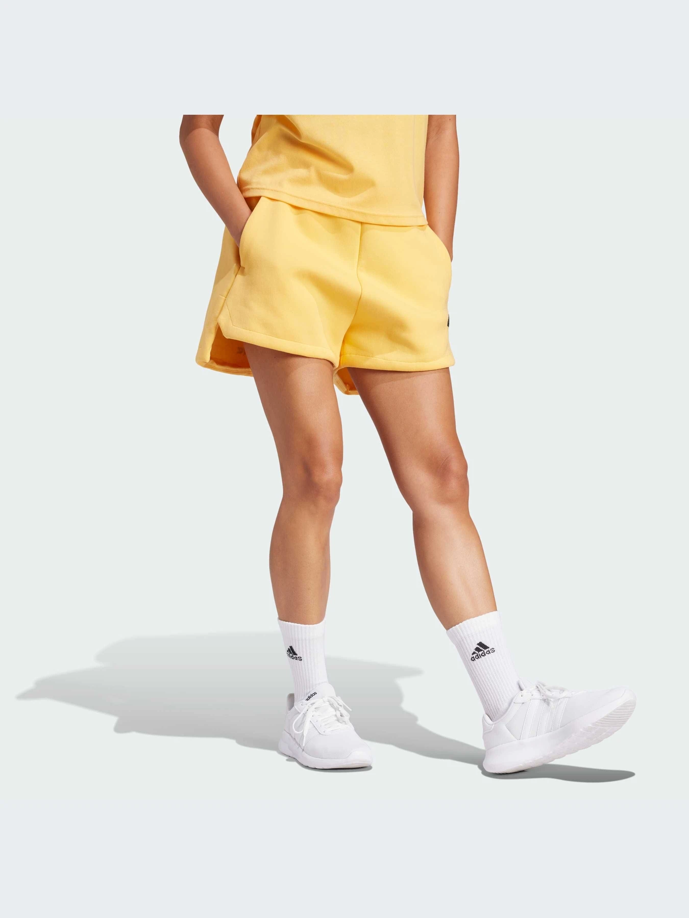 Шорты Adidas ZNE модель IS3927-KZ Шорты Adidas ZNE модель IS3927-KZ Фото