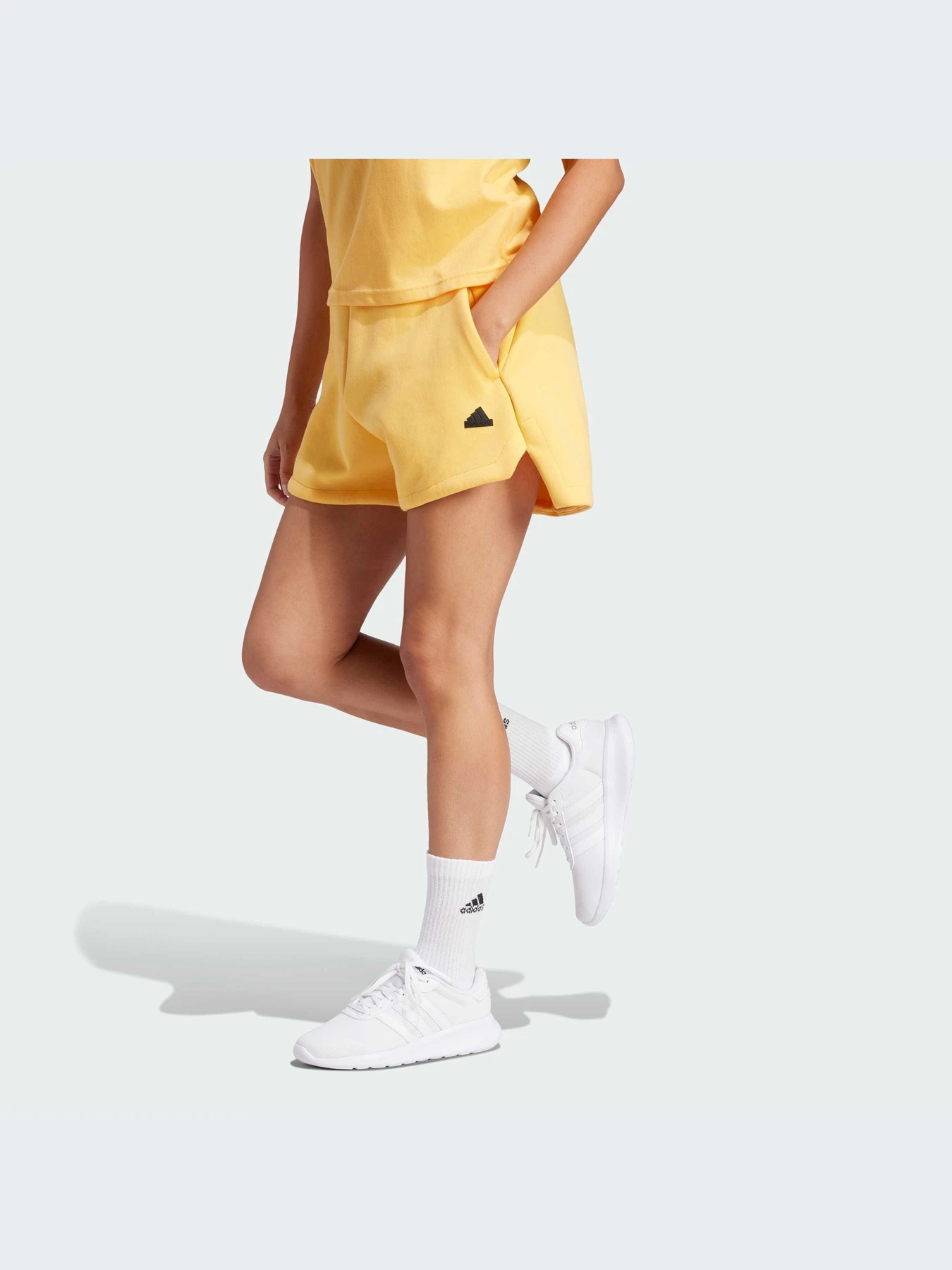 Шорты Adidas ZNE модель IS3927-KZ Шорты Adidas ZNE модель IS3927-KZ Фото