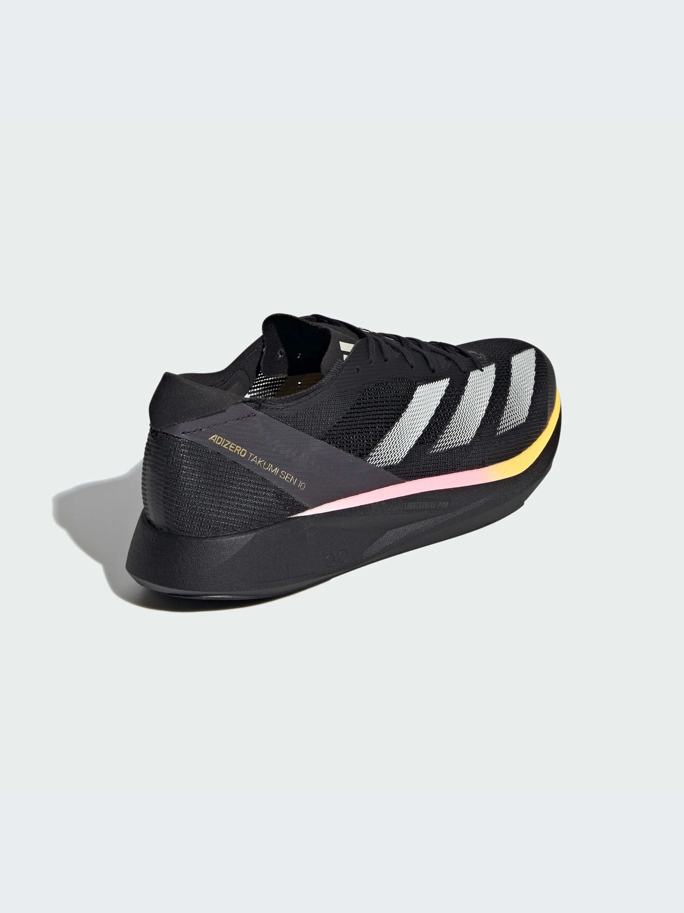 Кроссовки Adidas модель ID2793-KZ Кроссовки Adidas модель ID2793-KZ Фото