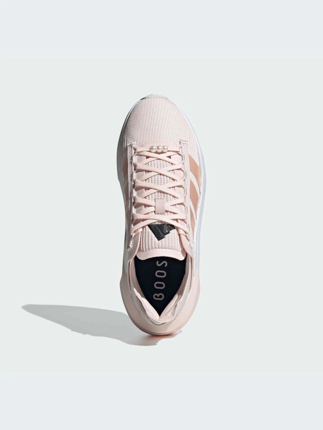Кроссовки Adidas AVRYN модель IG3620-KZ Кроссовки Adidas AVRYN модель IG3620-KZ Фото