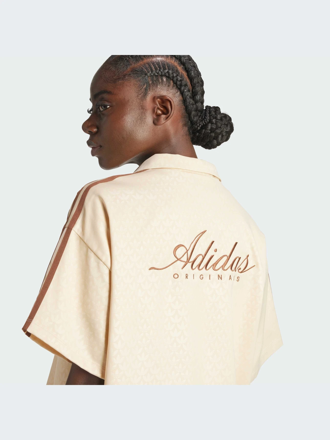 Футболки и поло Adidas Graphics модель IS3848-KZ Футболки и поло Adidas Graphics модель IS3848-KZ Фото