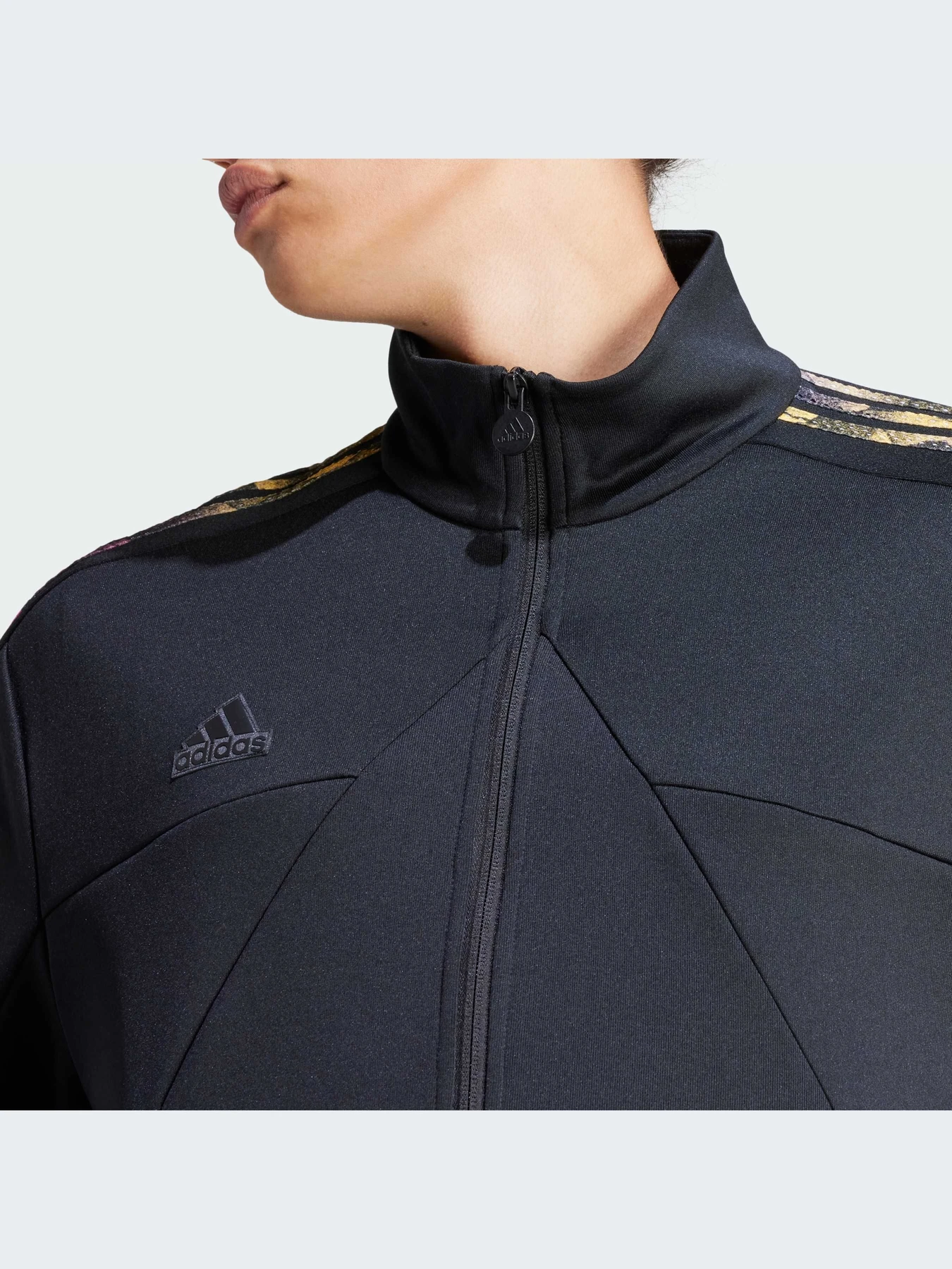 Худи и свитшоты Adidas Tiro модель IP3787-KZ Худи и свитшоты Adidas Tiro модель IP3787-KZ Фото