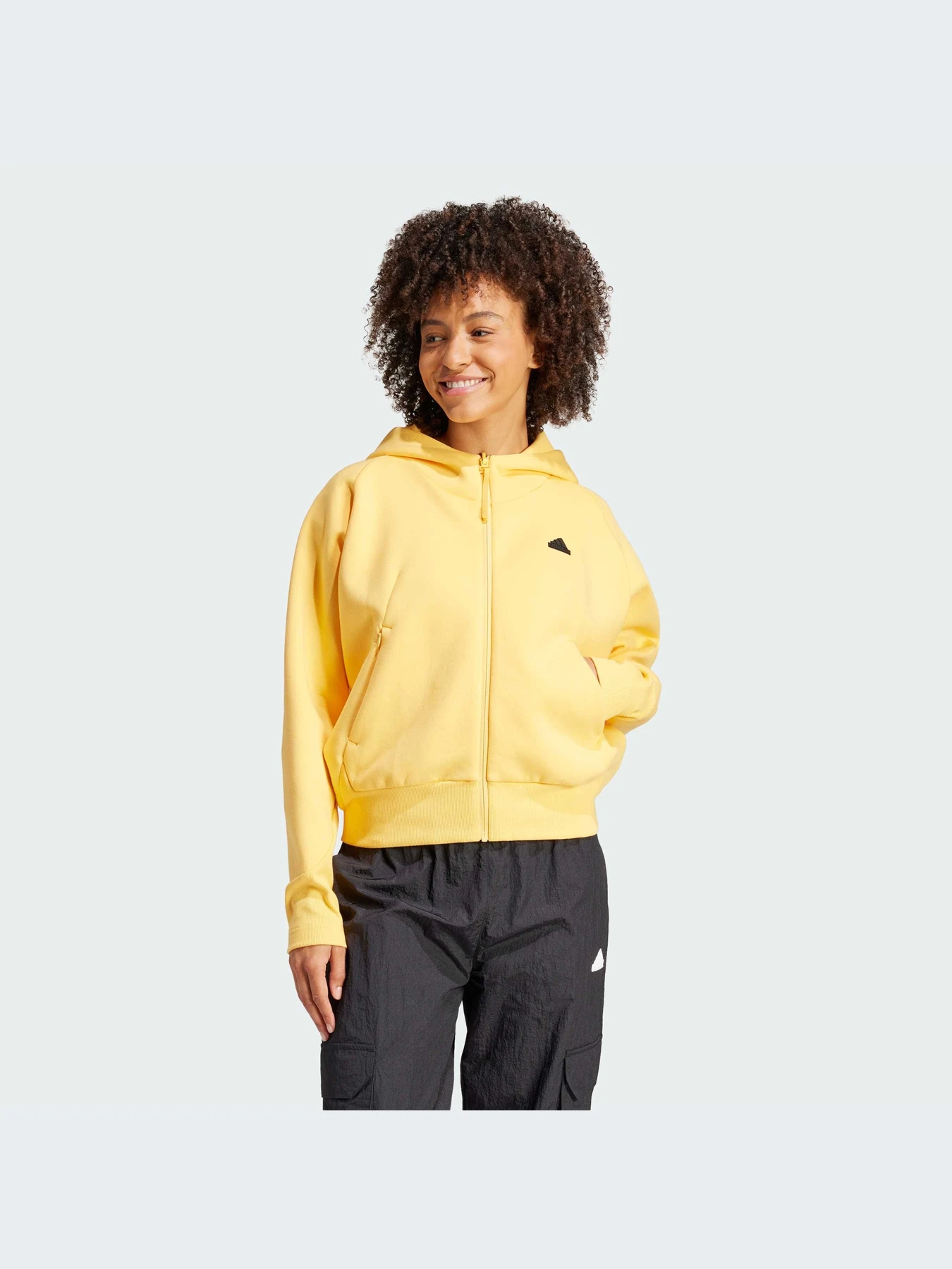 Худи и свитшоты Adidas ZNE модель IS3940-KZ Худи и свитшоты Adidas ZNE модель IS3940-KZ Фото