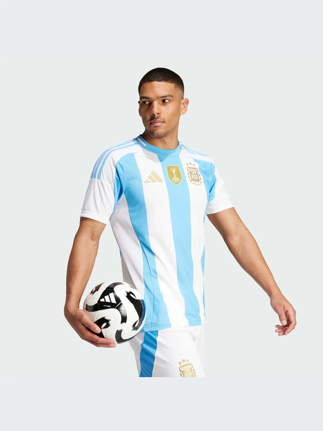 Футболки и поло Adidas модель IP8409-KZ Футболки и поло Adidas модель IP8409-KZ Фото