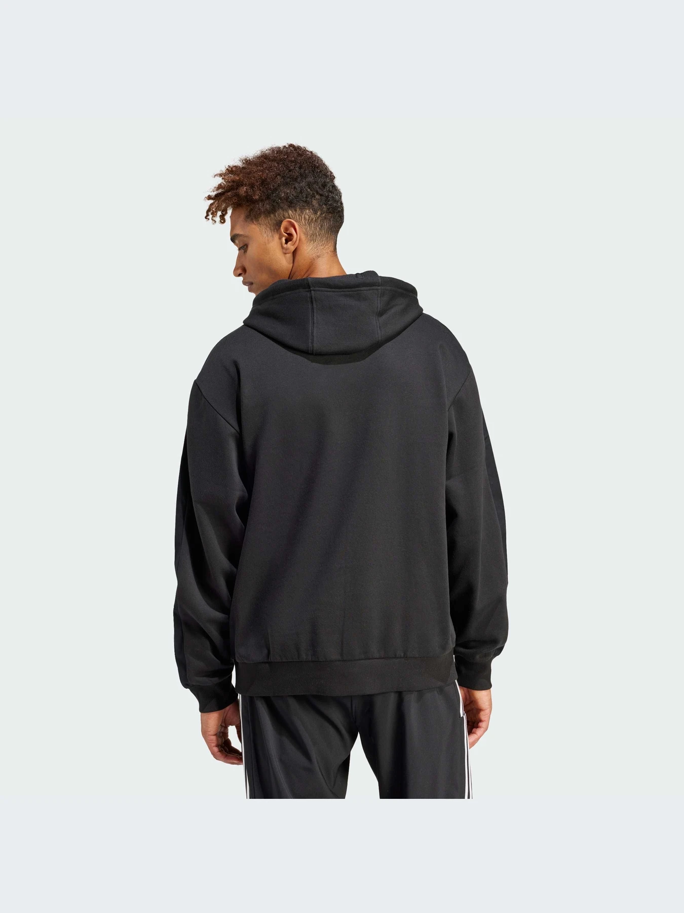Худи и свитшоты Adidas Tiro модель IV8126-KZ Худи и свитшоты Adidas Tiro модель IV8126-KZ Фото