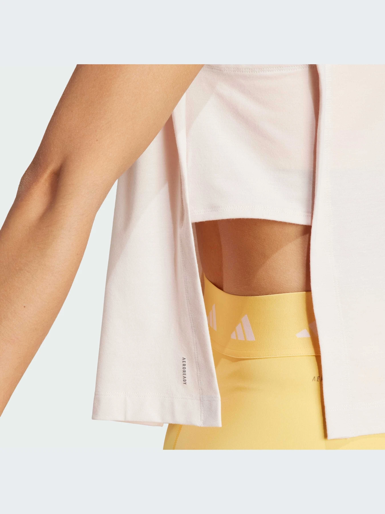 Футболки и поло Adidas модель IT2177-KZ Футболки и поло Adidas модель IT2177-KZ Фото