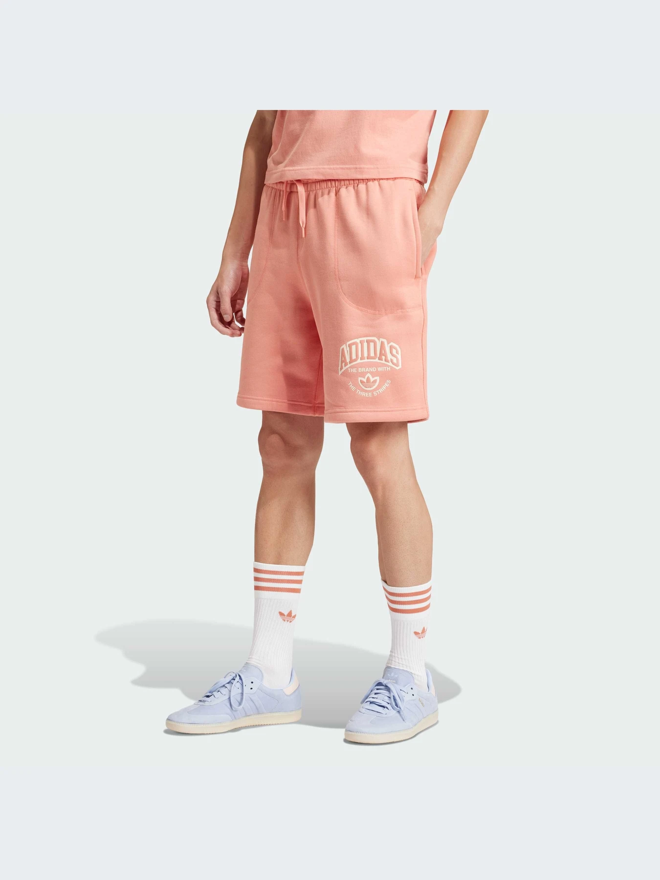 Шорты Adidas Graphics модель IS0200-KZ Шорты Adidas Graphics модель IS0200-KZ Фото