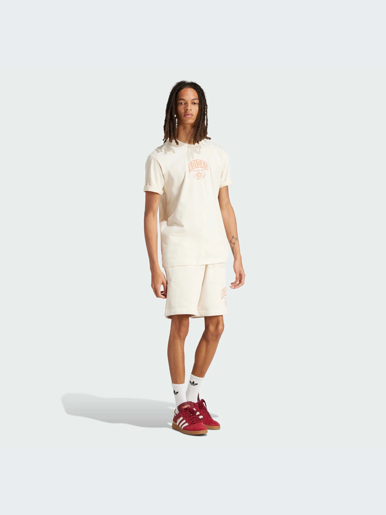 Шорты Adidas Graphics модель IS0189-KZ Шорты Adidas Graphics модель IS0189-KZ Фото