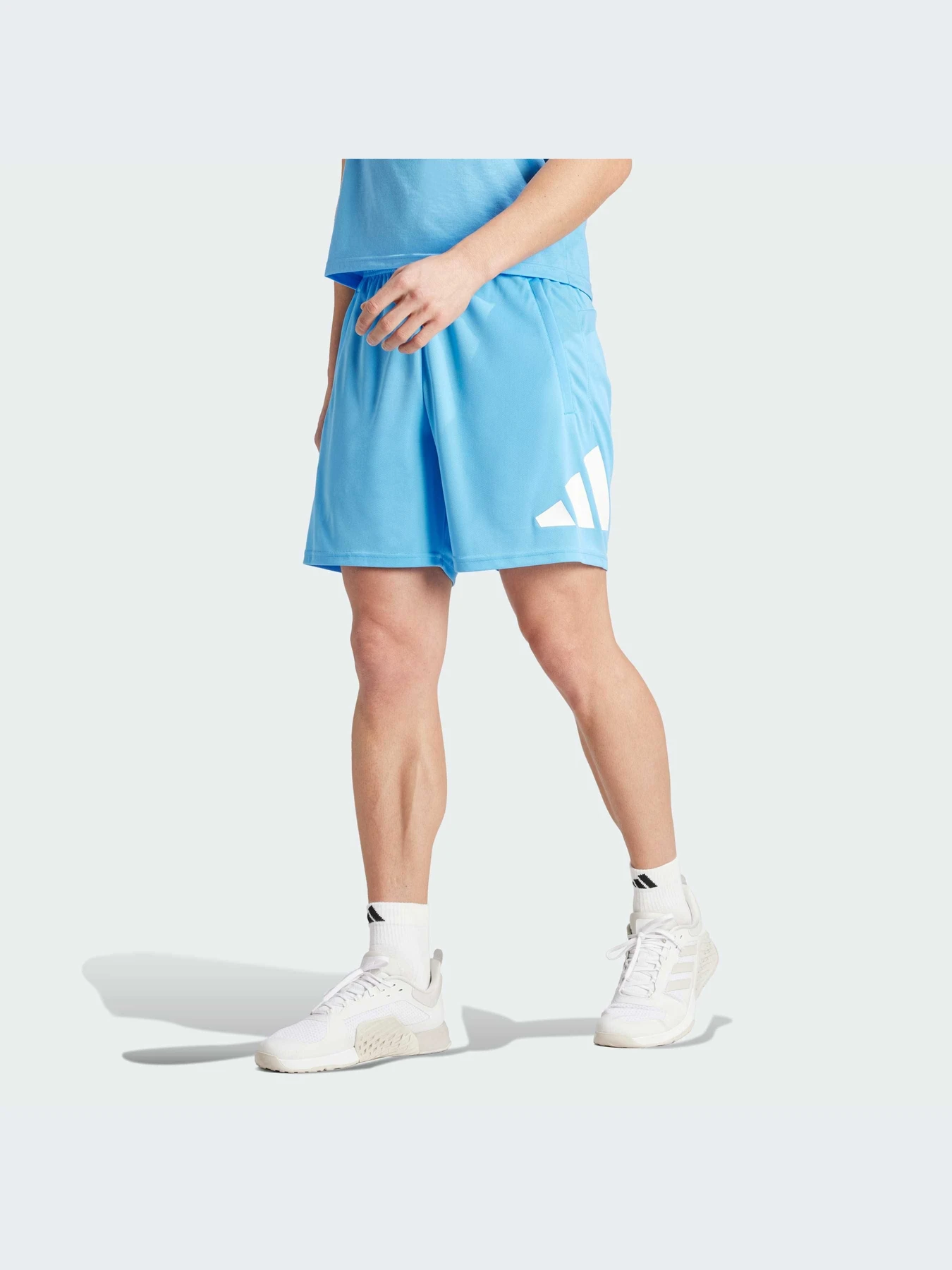 Шорты Adidas модель IT5421-KZ Шорты Adidas модель IT5421-KZ Фото