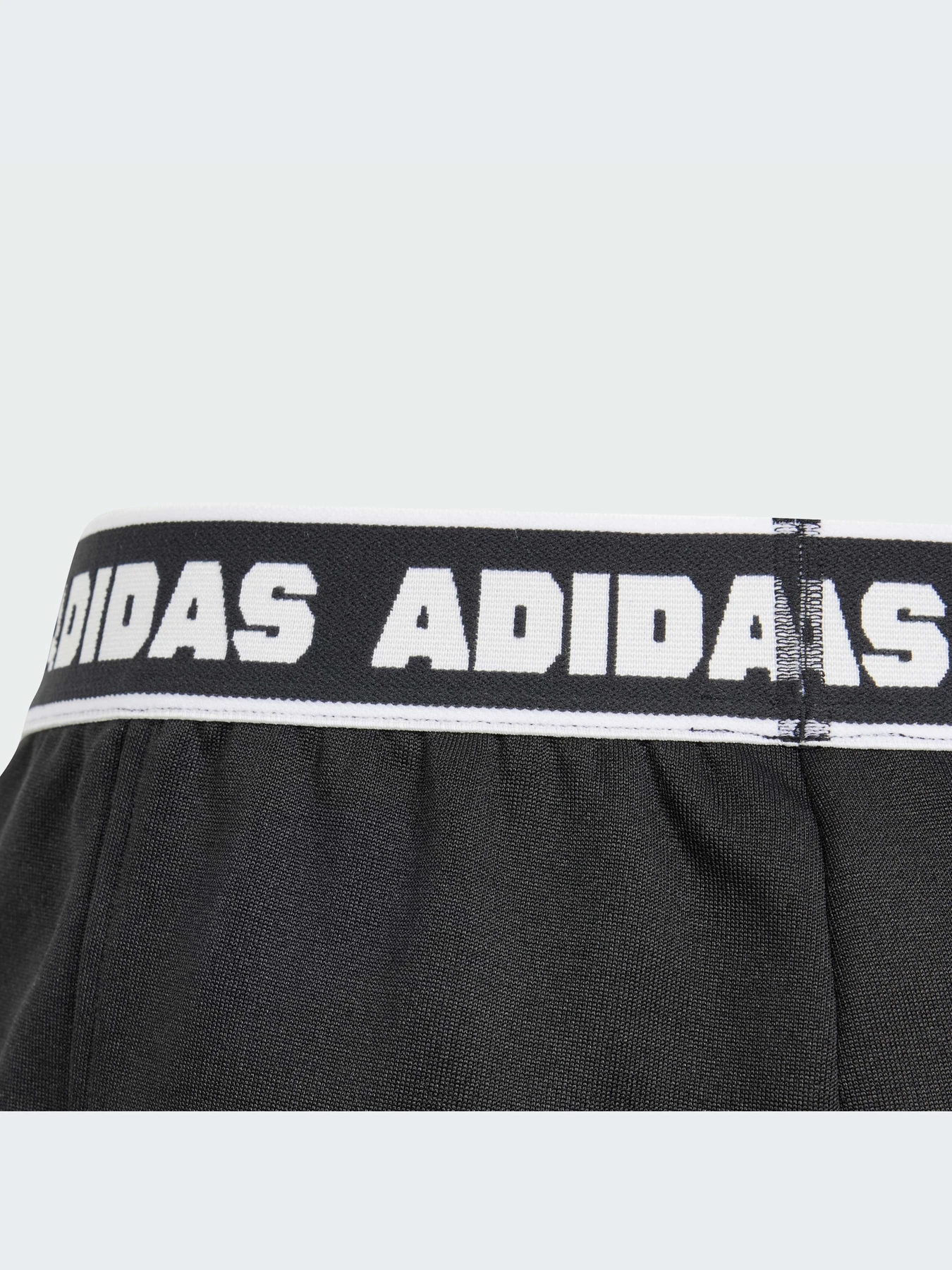 Шорты Adidas модель IS3772-KZ Шорты Adidas модель IS3772-KZ Фото