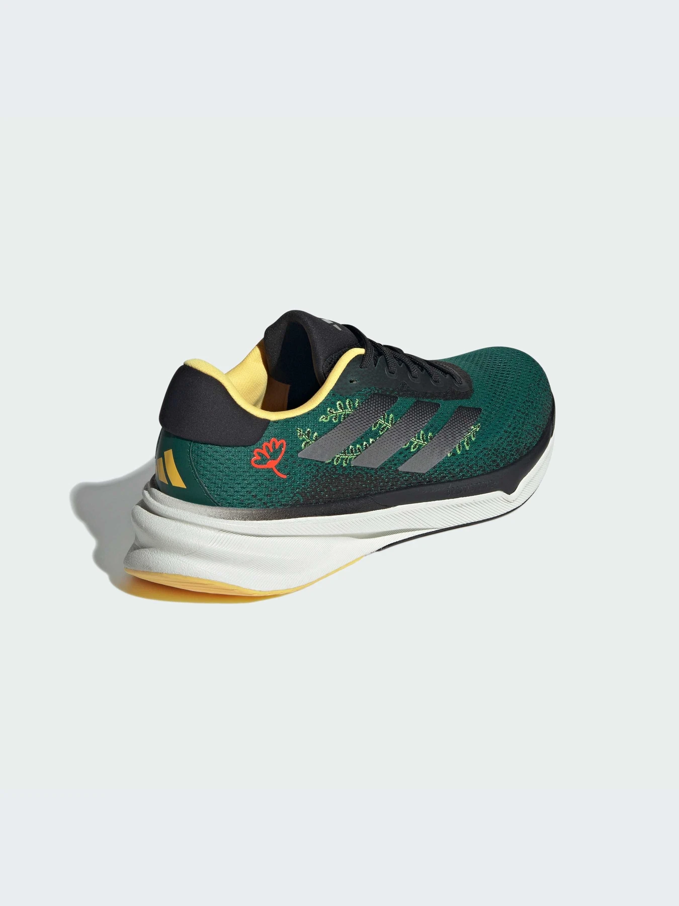 Кроссовки Adidas Supernova модель IG8340-KZ Кроссовки Adidas Supernova модель IG8340-KZ Фото