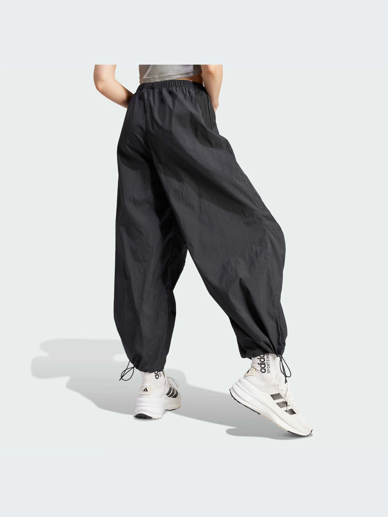 Брюки Adidas модель IQ4827-KZ Брюки Adidas модель IQ4827-KZ Фото