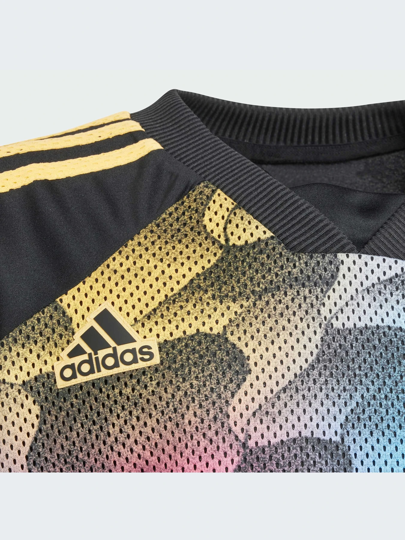 Футболки и поло Adidas Tiro модель IN1886-KZ Футболки и поло Adidas Tiro модель IN1886-KZ Фото
