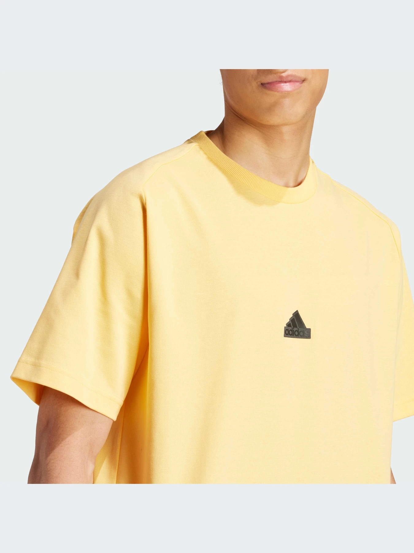 Футболки и поло Adidas ZNE модель IR5238-KZ Футболки и поло Adidas ZNE модель IR5238-KZ Фото